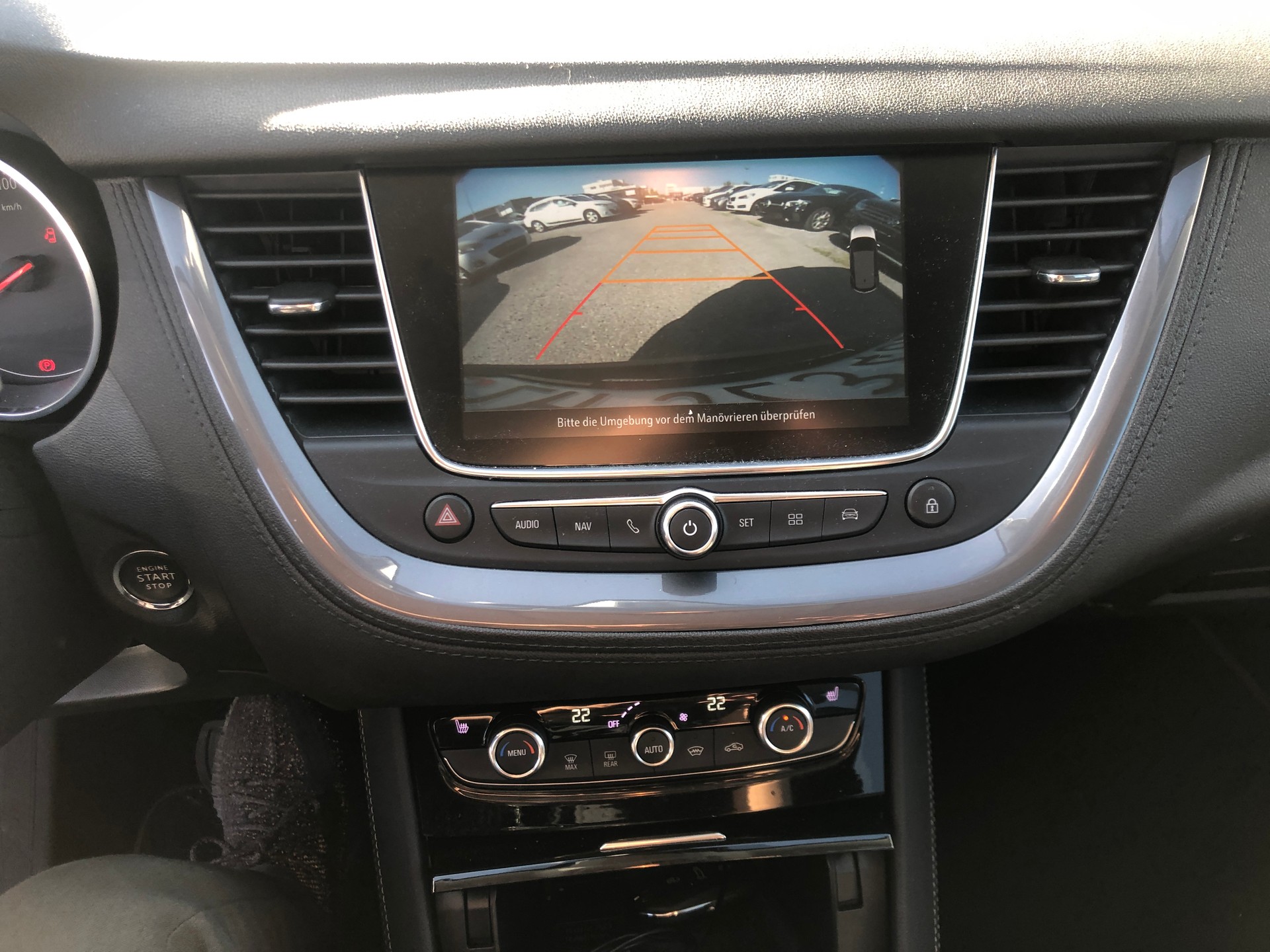 OPEL Grandland X 1.6 TP Excellence Automatik-image-9
