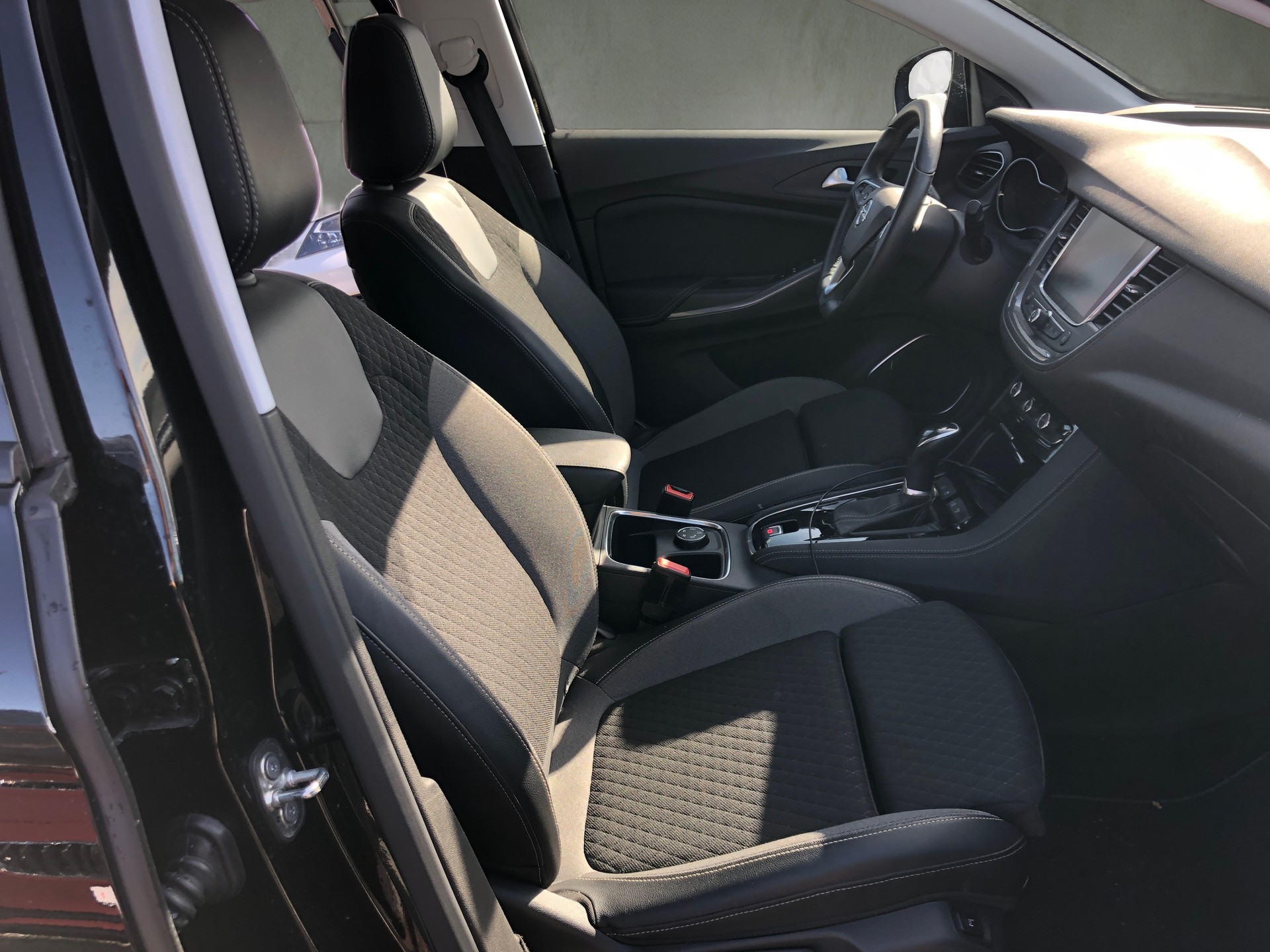 OPEL Grandland X 1.6 TP Excellence Automatik-image-7