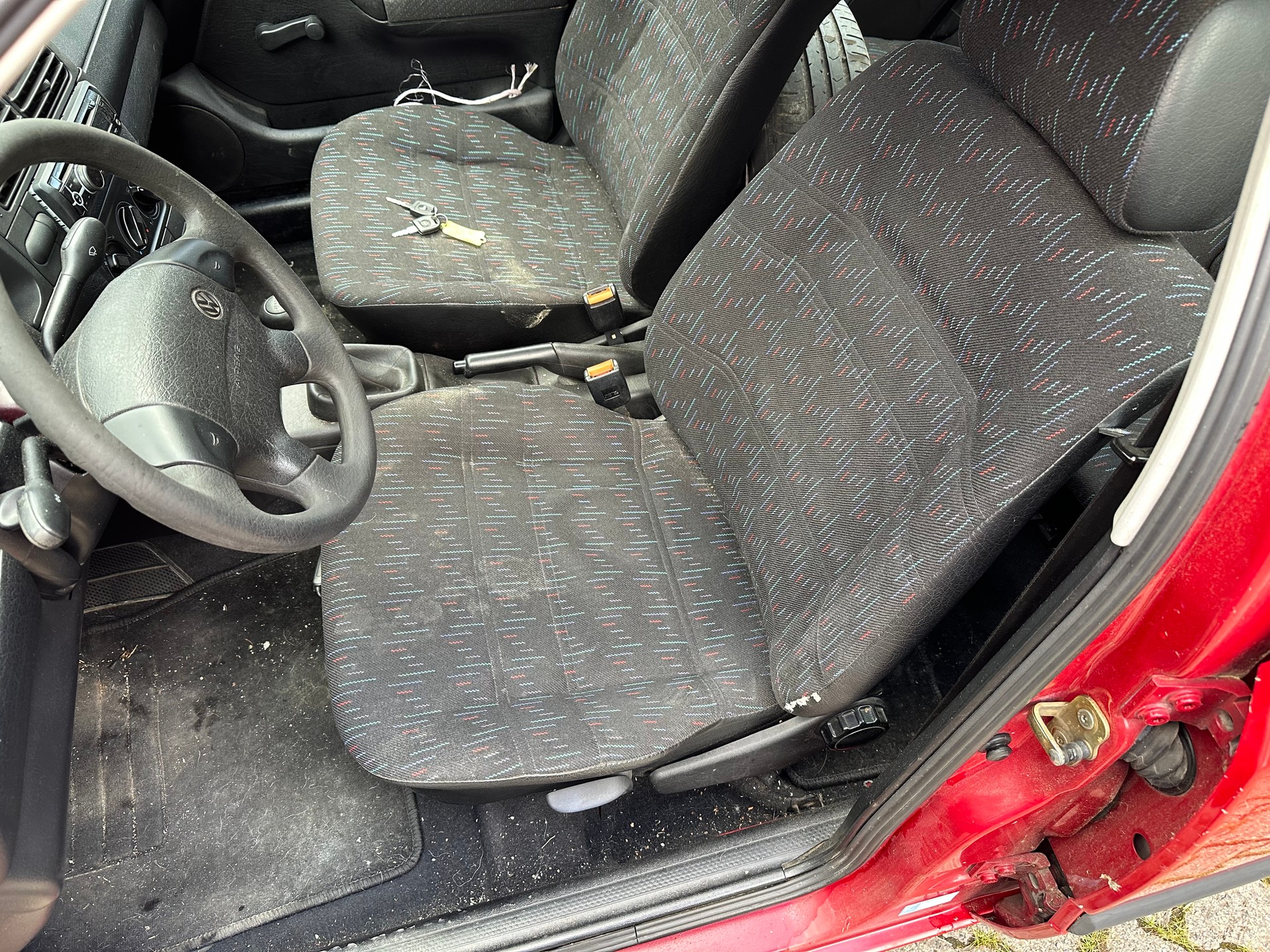 VW Golf 1600 Swiss Line FIXPREIS-image-11