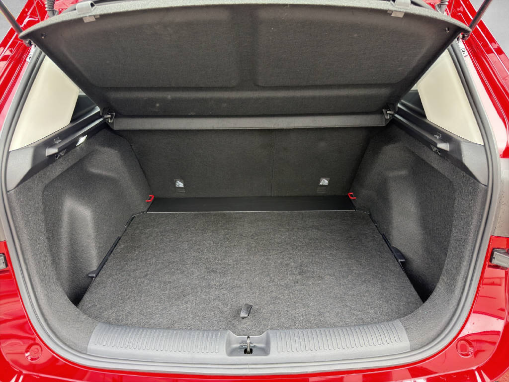 MG ZS 1.5 Hybrid+ Standard-image-5