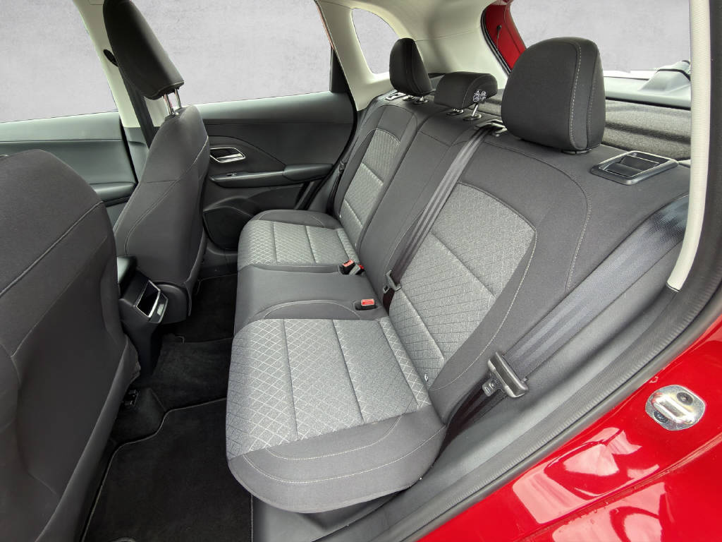 MG ZS 1.5 Hybrid+ Standard-image-6