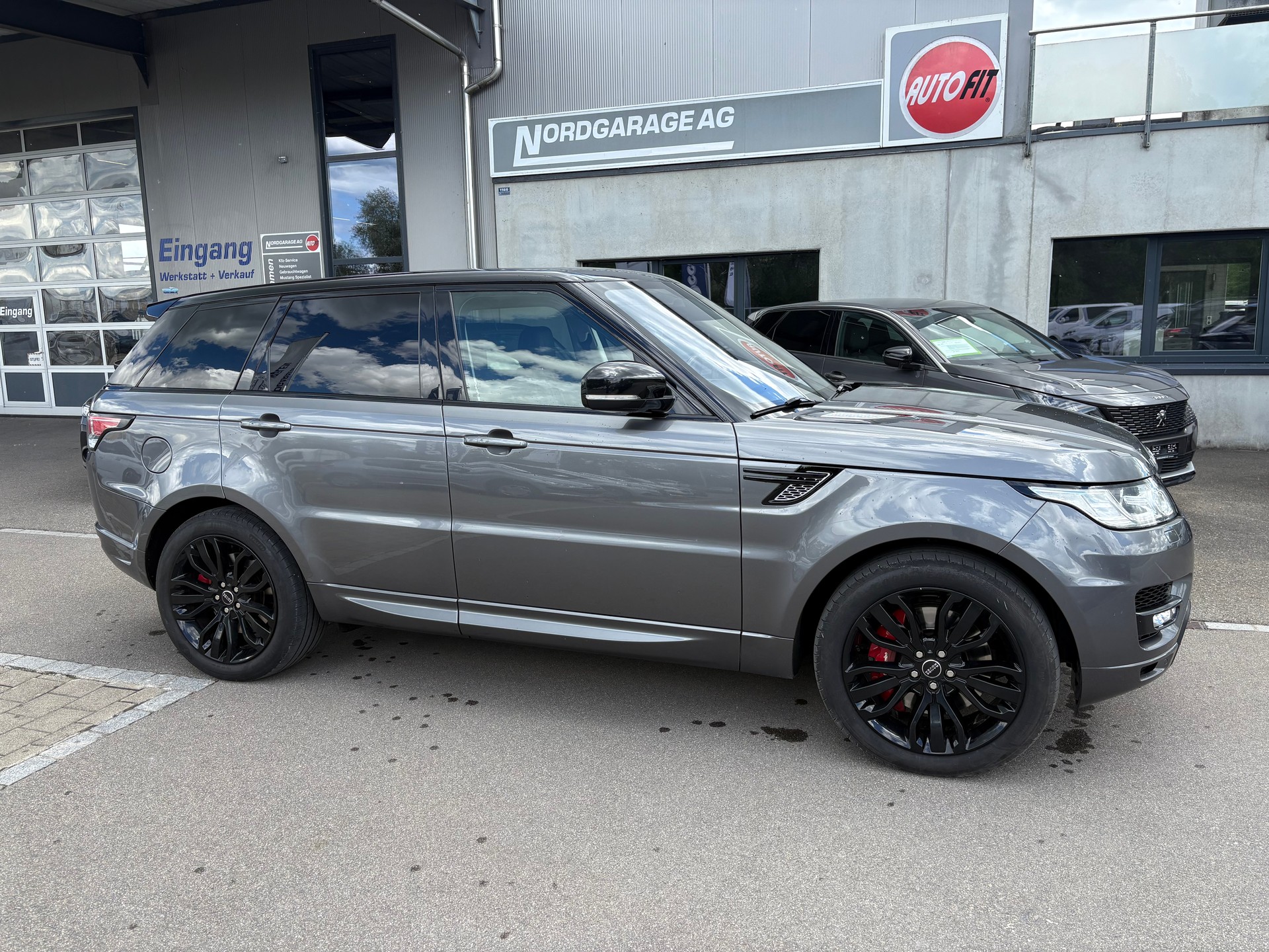 LAND ROVER Range Rover Sport 4.4 SDV8 Autobiography-image-1