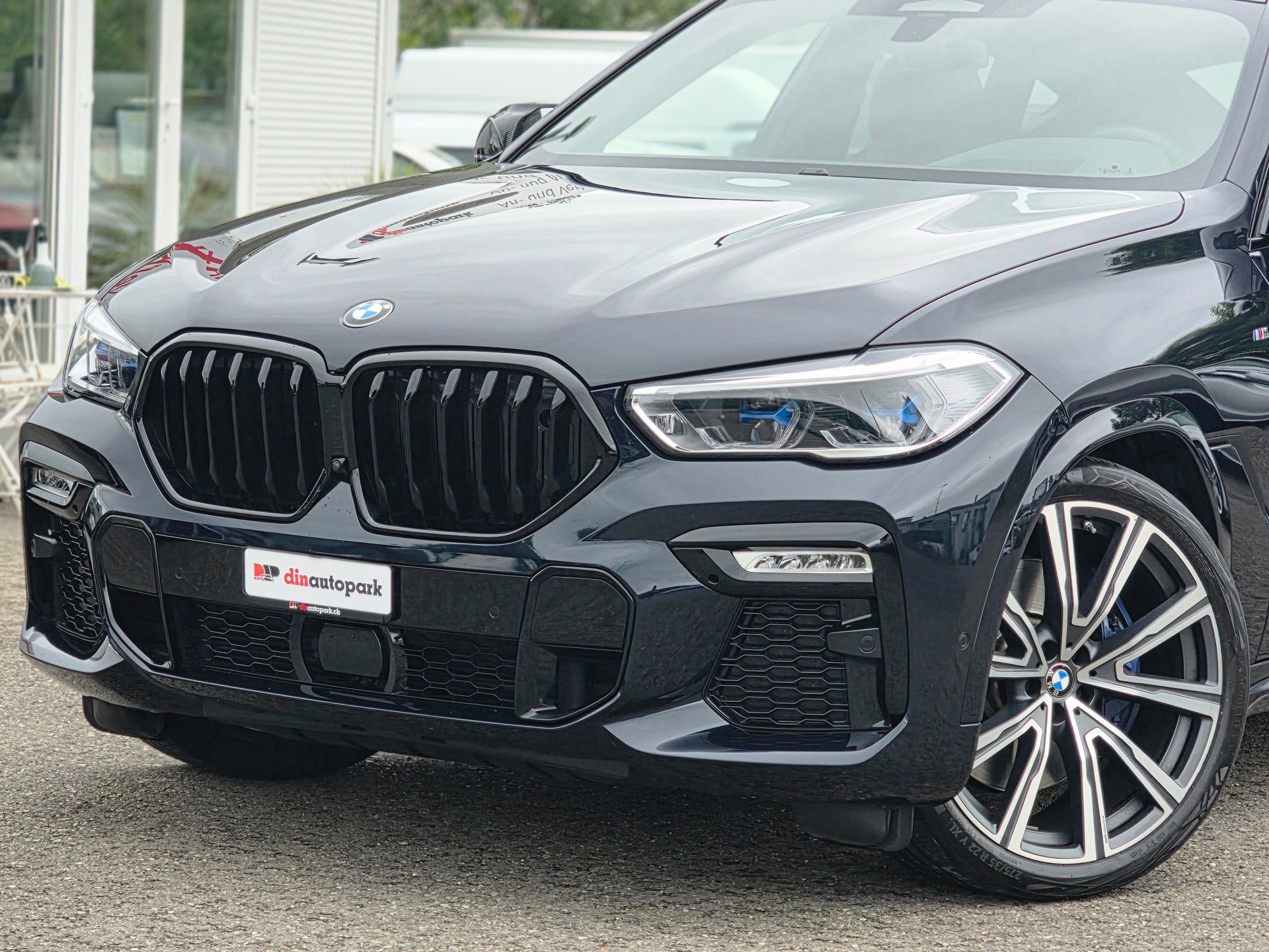 BMW X6 xDrive 48V 40d Steptronic M Sport ** Vollausstattung ** 22Zoll **-image-2