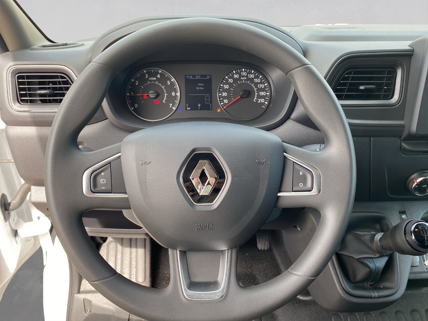 RENAULT Master T35 2.3 Blue dCi 135 L3H2-image-12