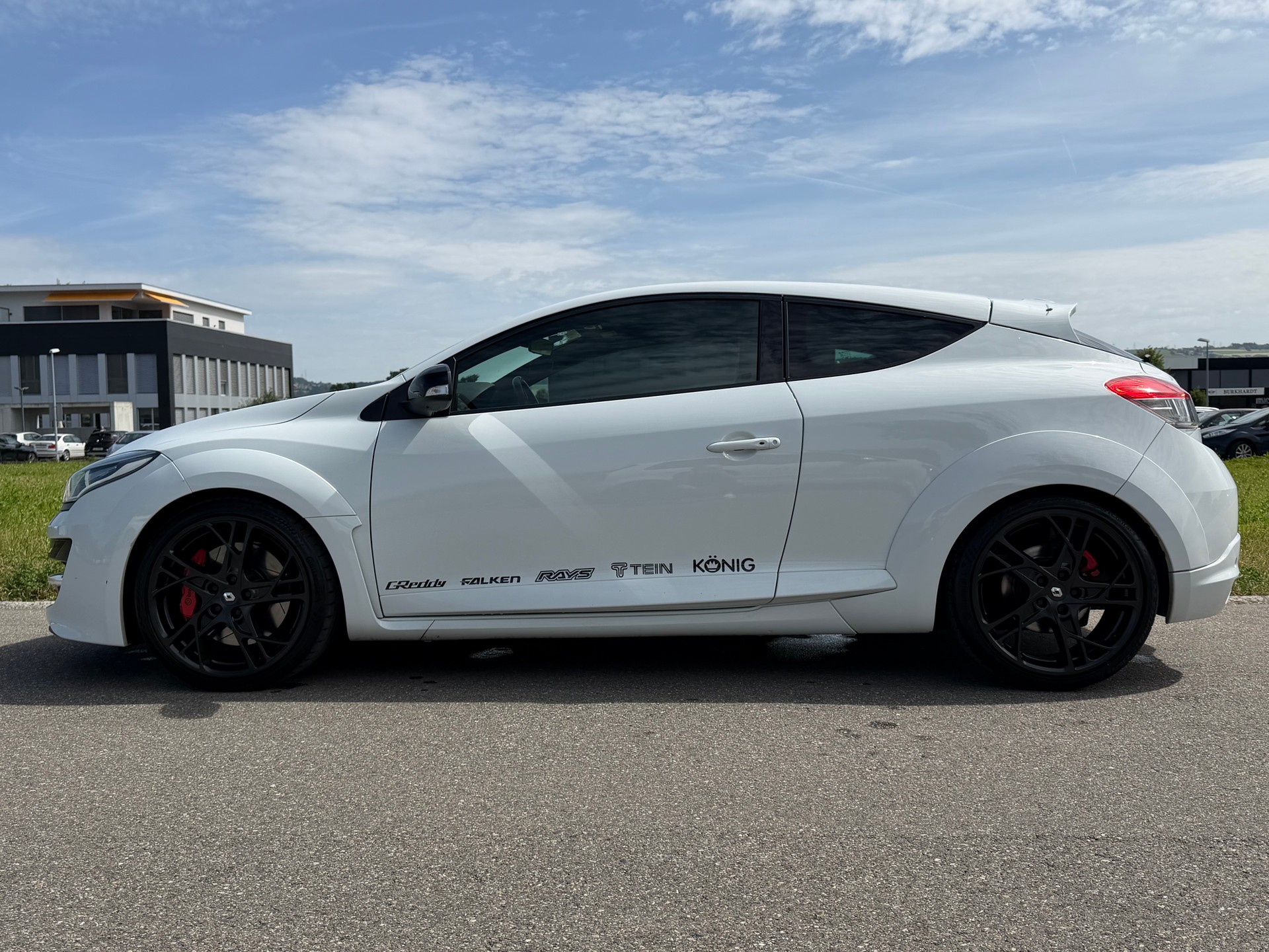 RENAULT Mégane Coupé 2.0 16V Turbo RS Trophy 275-image-2