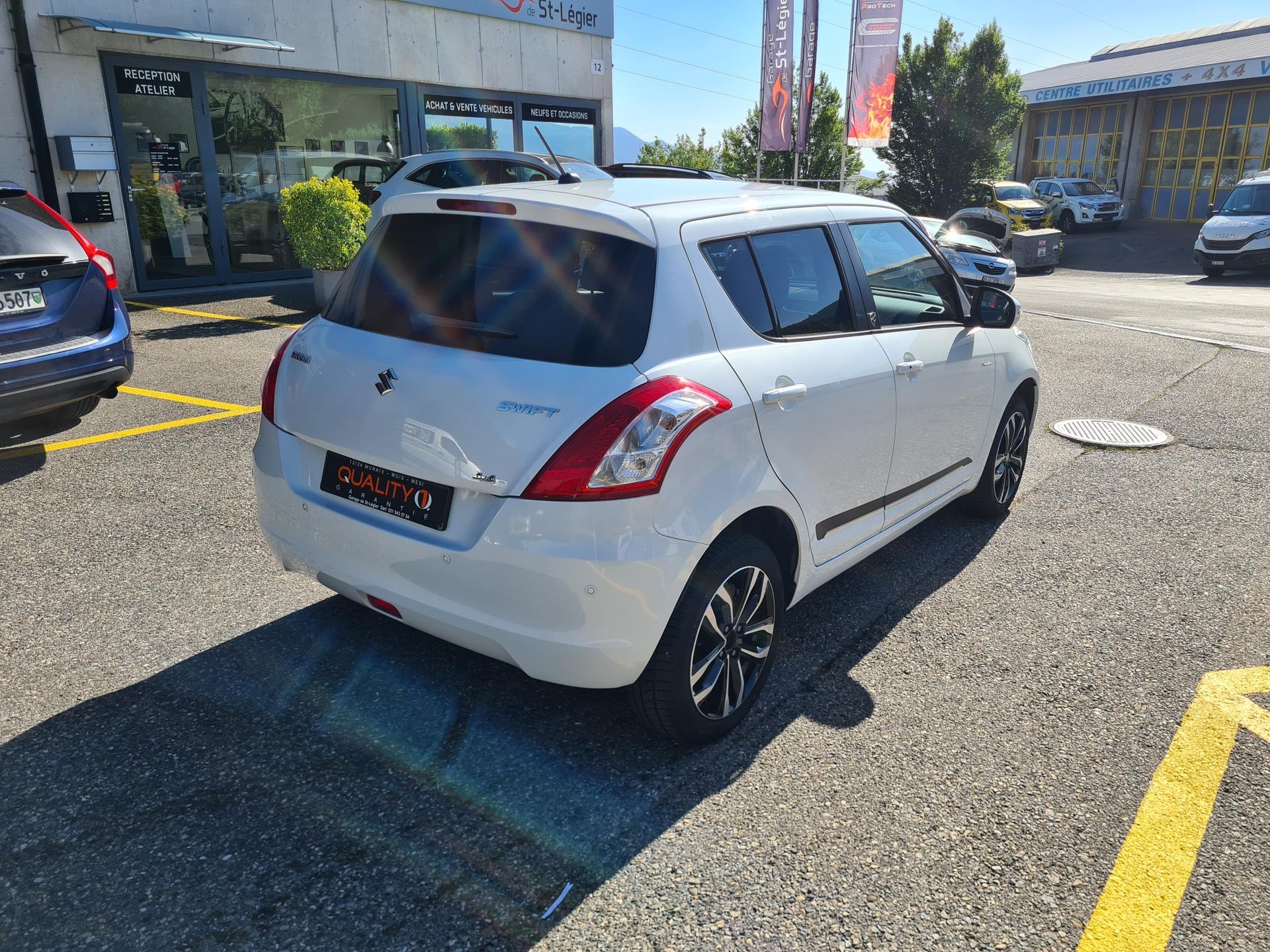 SUZUKI Swift 1.2i 16V Sergio Cellano Top 4x4-image-4