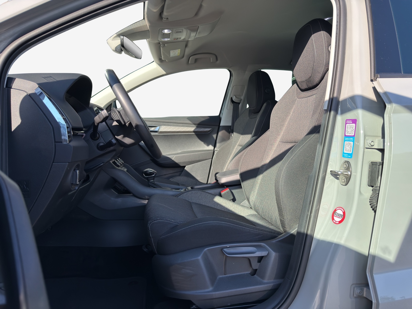 SKODA Karoq 1.5 TSI Style DSG-image-7