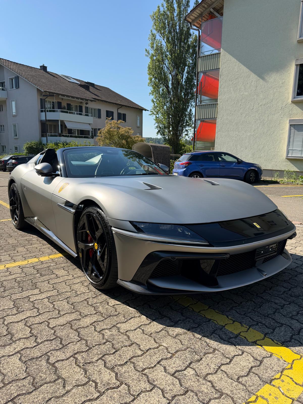 FERRARI 12 Cilindri Spider-image-9