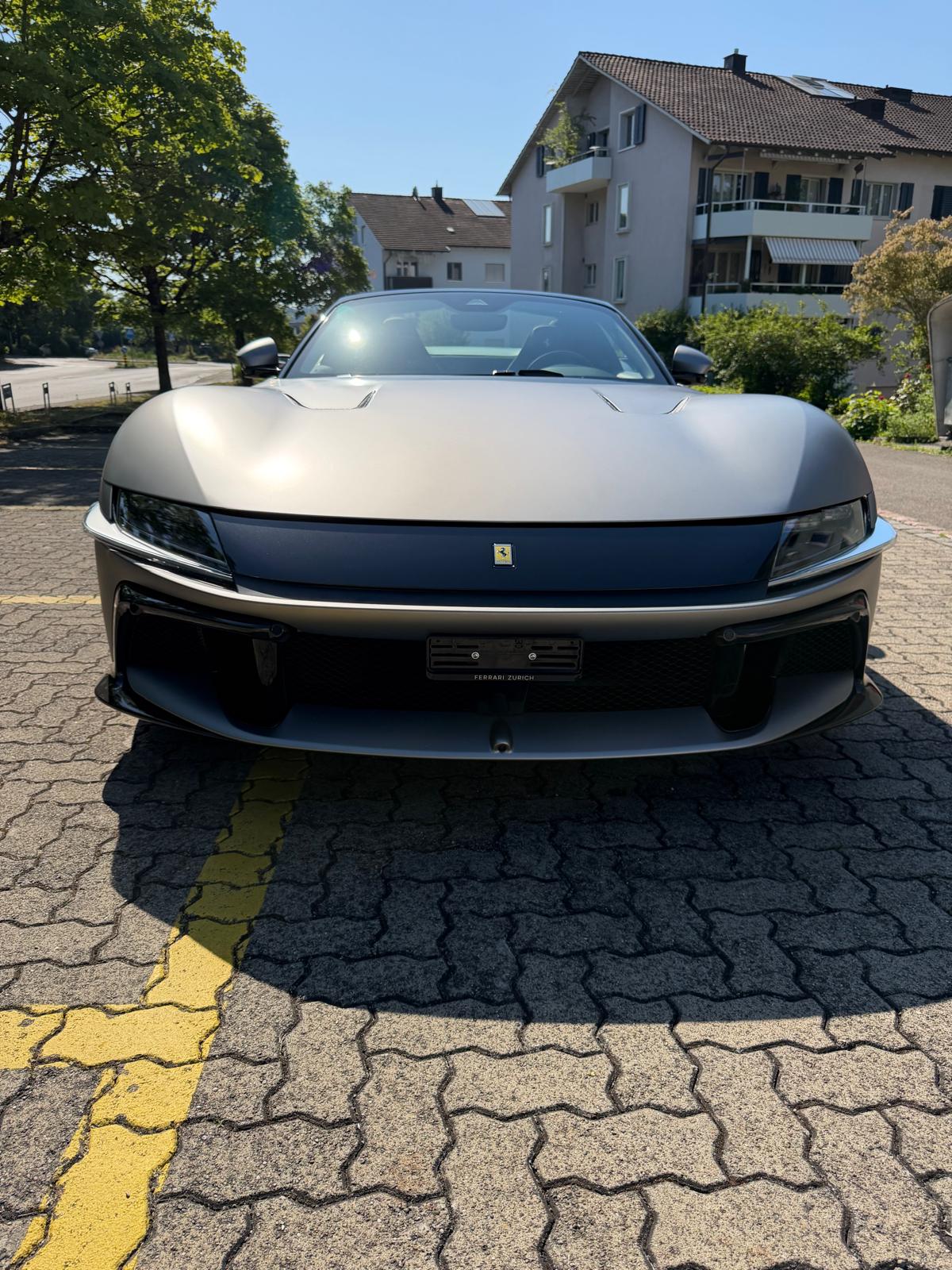 FERRARI 12 Cilindri Spider-image-11