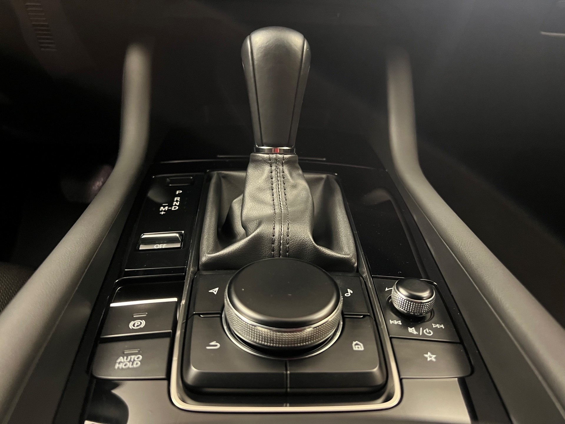 MAZDA 3 Hatchback SKYACTIV-G M Hybrid 122 Ambition Automat-image-9