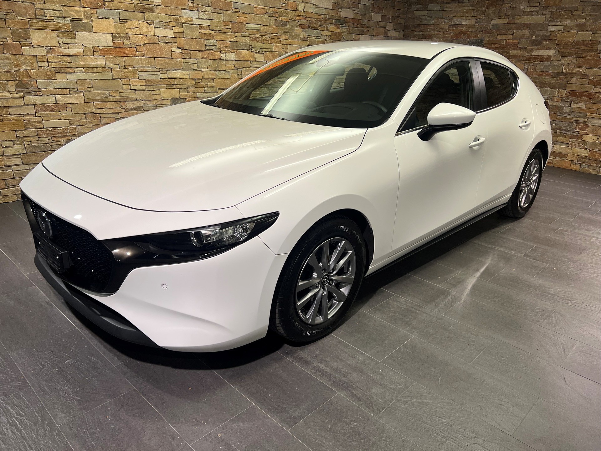 MAZDA 3 Hatchback SKYACTIV-G M Hybrid 122 Ambition Automat-image-0