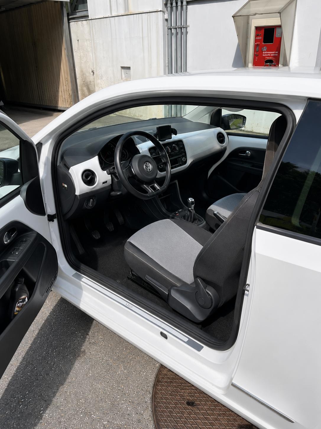 VW 1.0 MPI 75 Move-image-2