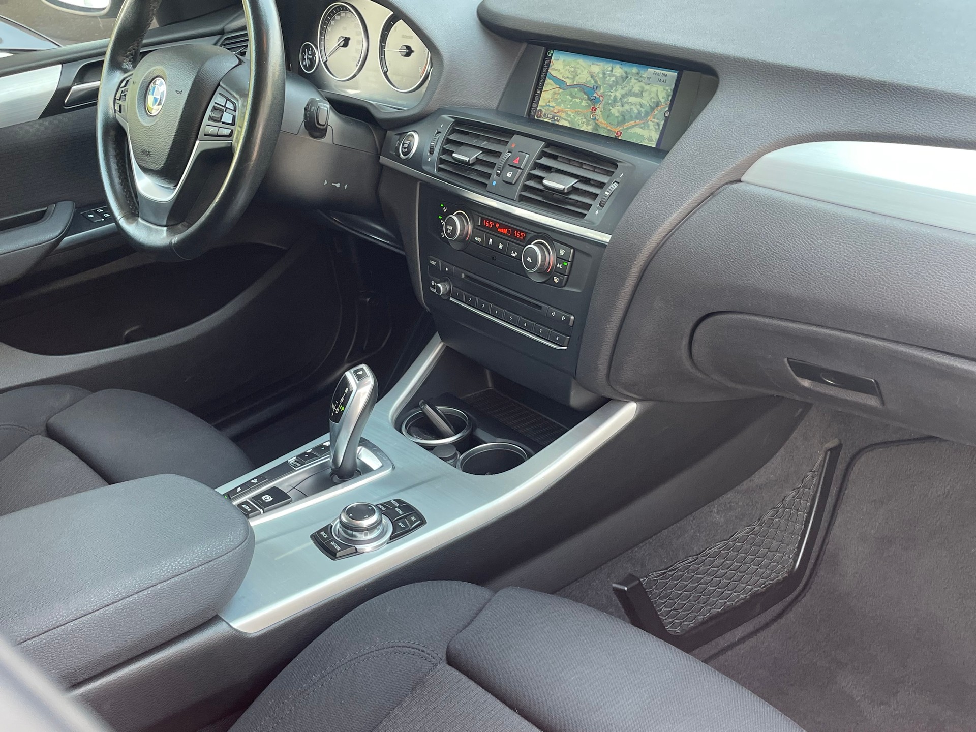 BMW X3 xDrive 20d Steptronic-image-12