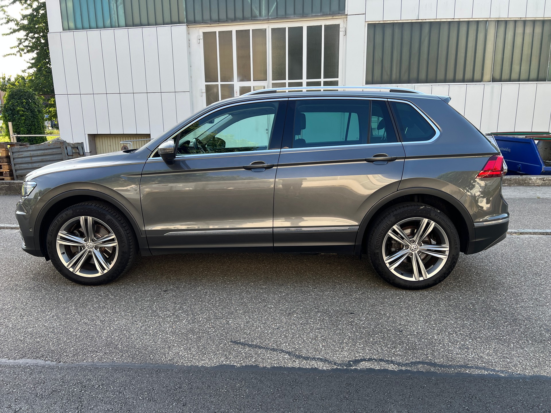 VW Tiguan 2.0 TDI SCR Highline 4Motion DSG-image-6