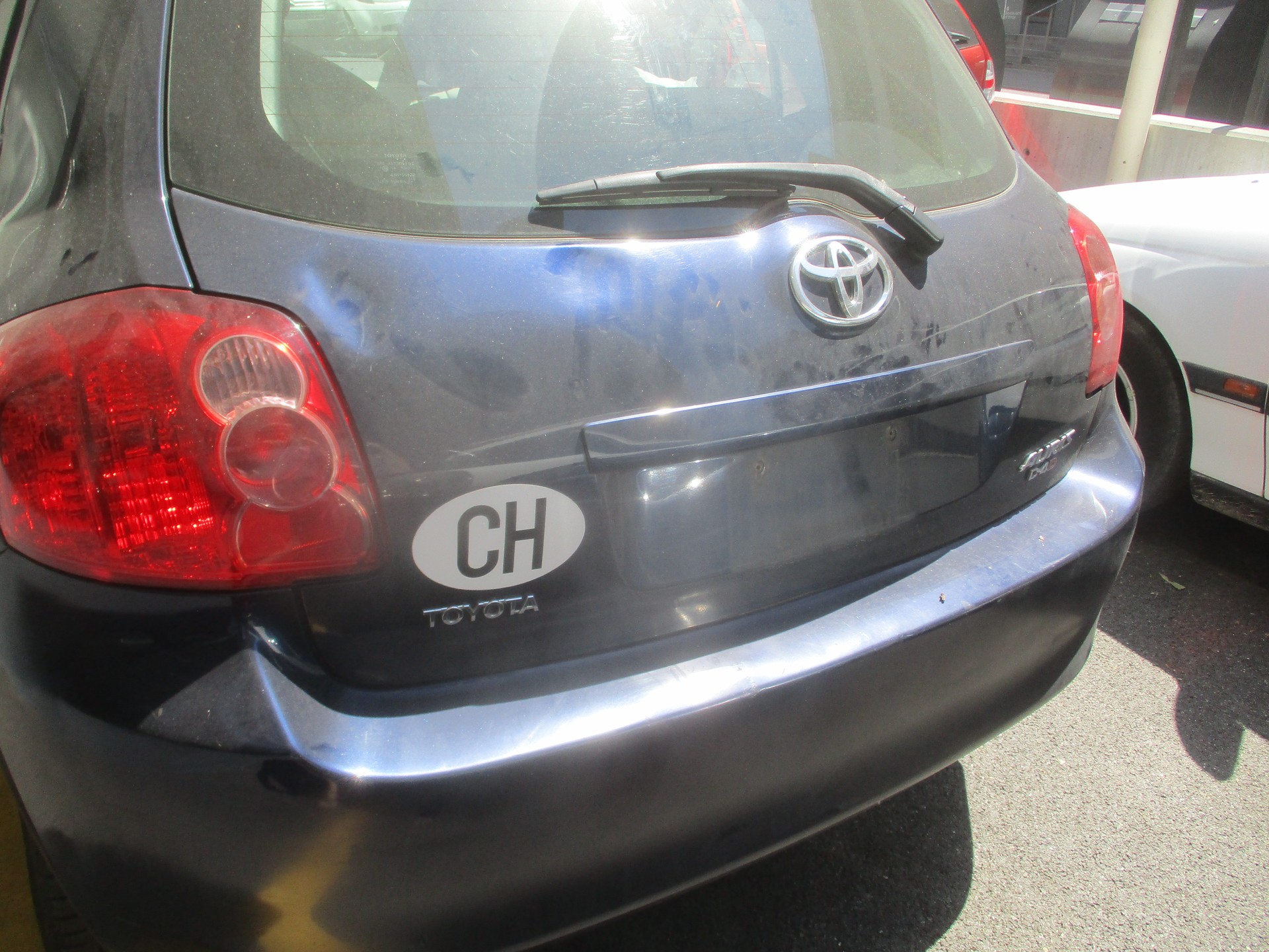 TOYOTA Auris 2.0 D-4D Linea Sol-image-3