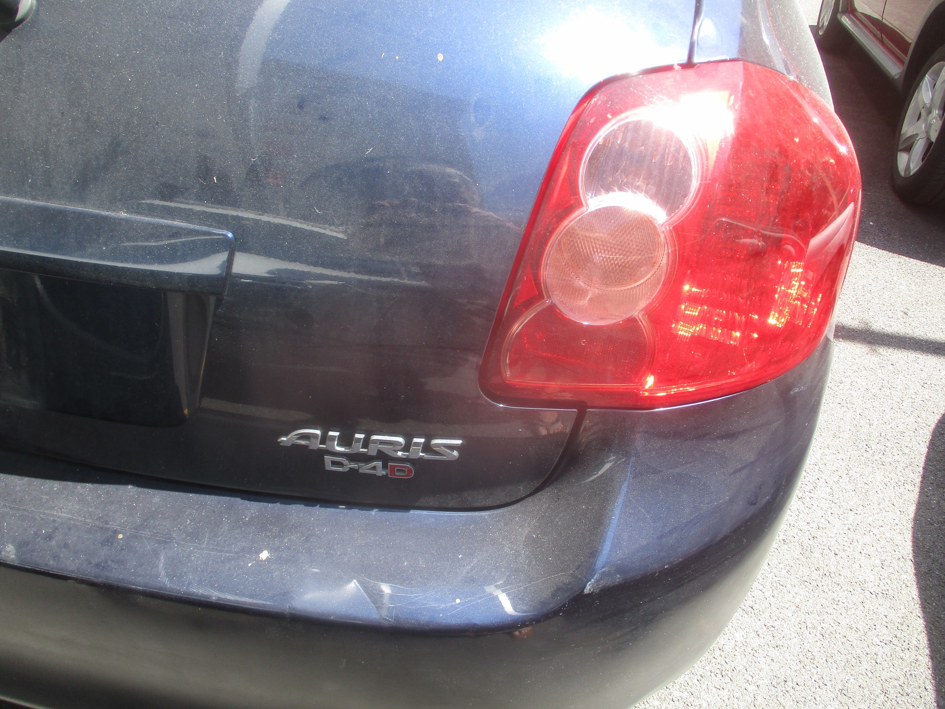 TOYOTA Auris 2.0 D-4D Linea Sol-image-5