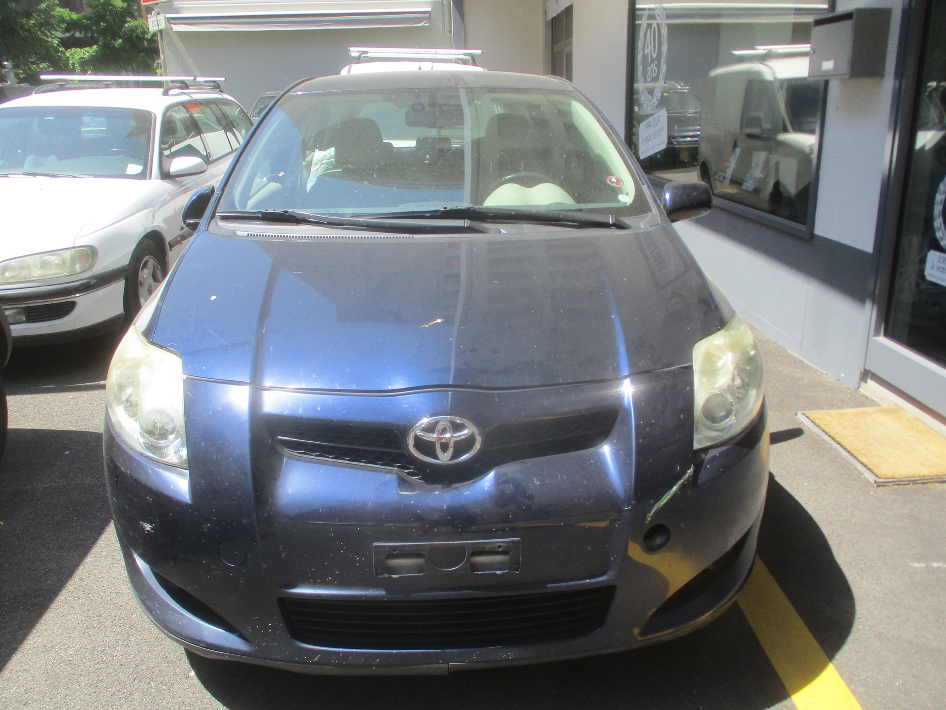 TOYOTA Auris 2.0 D-4D Linea Sol-image-0