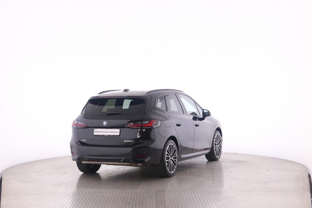 BMW 230e xDrive paddles Active Tourer-showroom-element-1