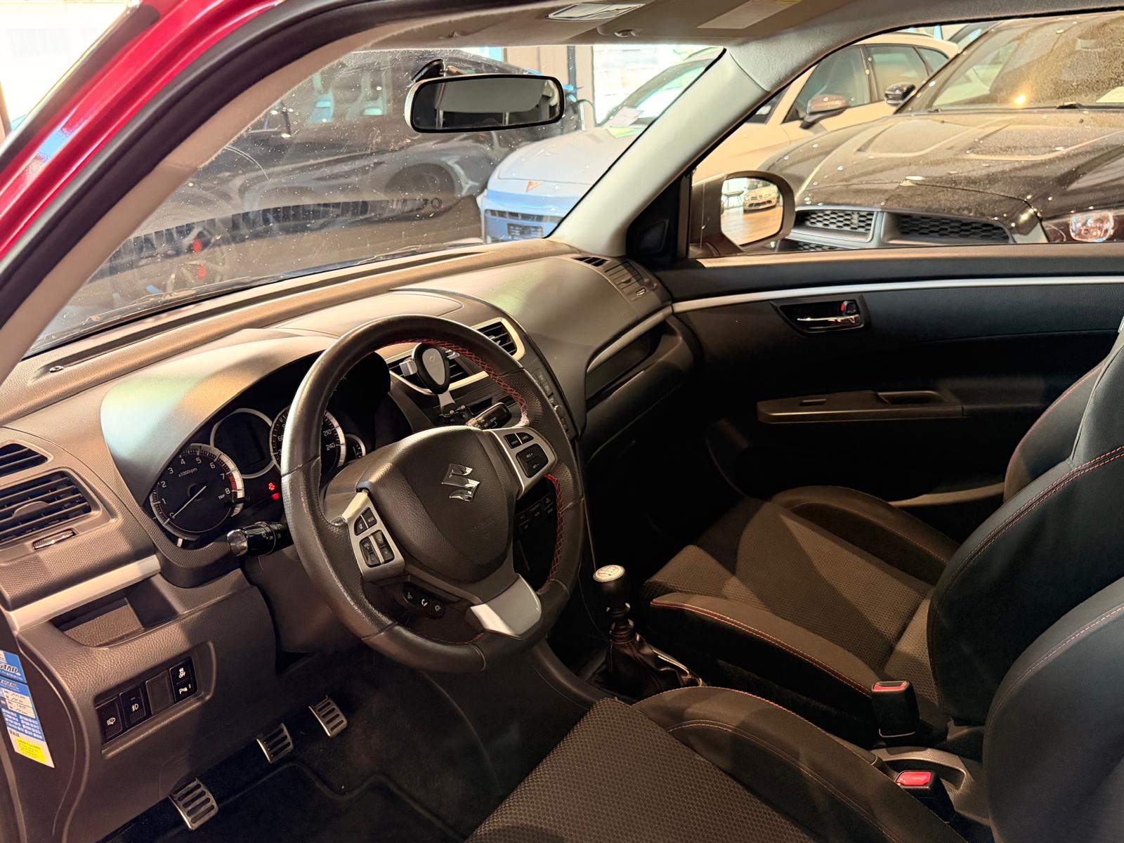 SUZUKI Swift 1.6i 16V Sport-image-6