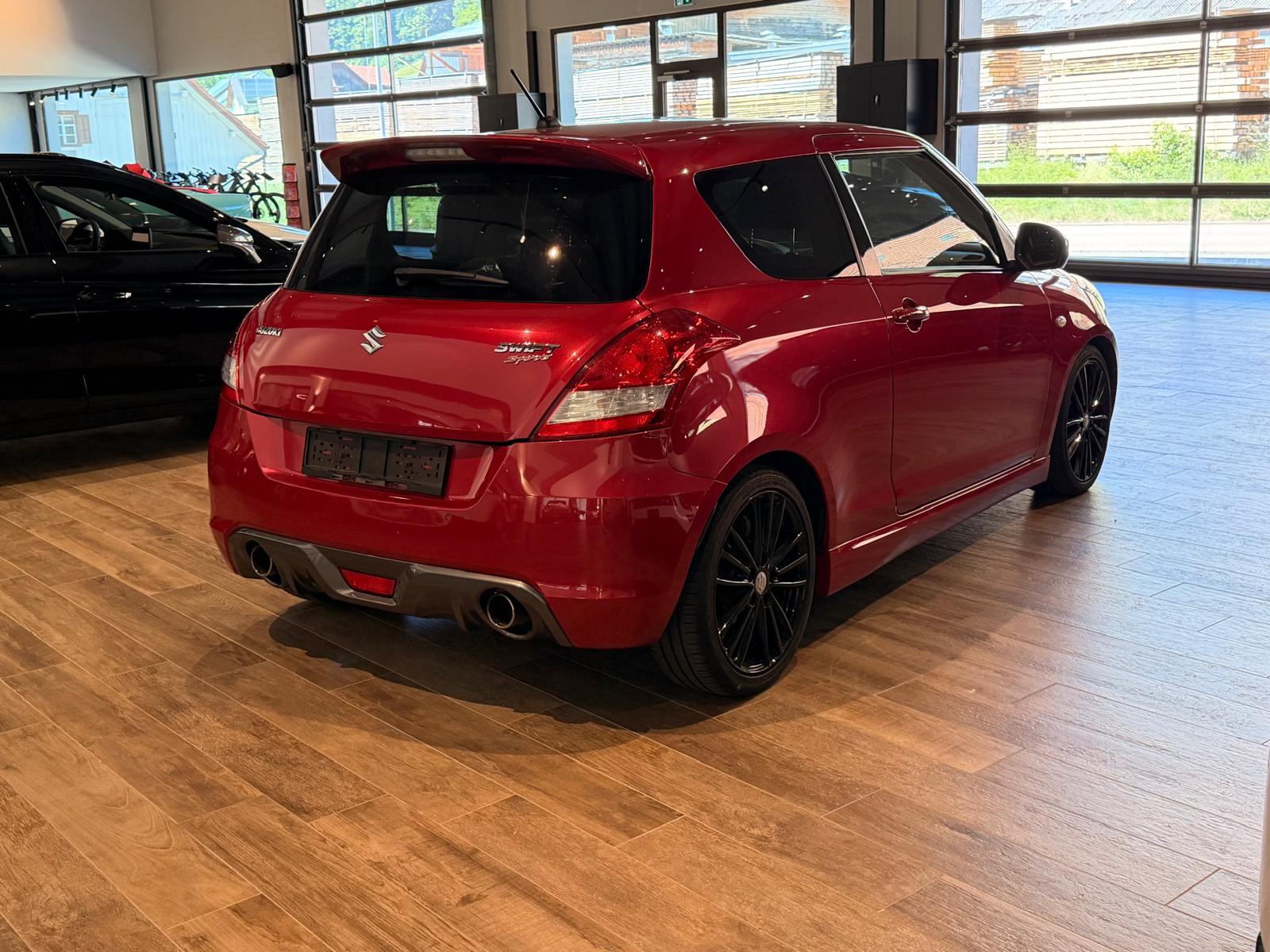SUZUKI Swift 1.6i 16V Sport-image-14