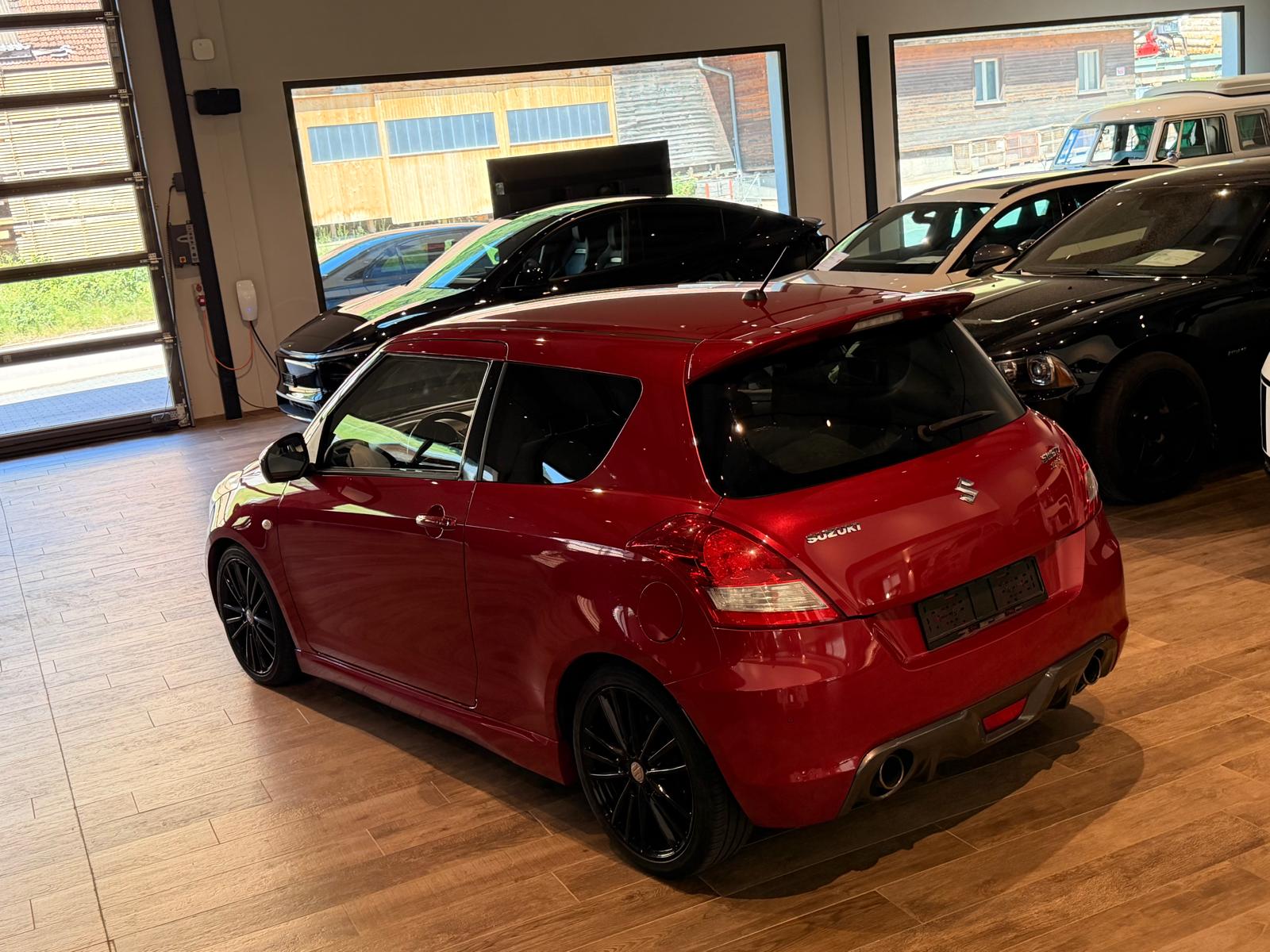 SUZUKI Swift 1.6i 16V Sport-image-2