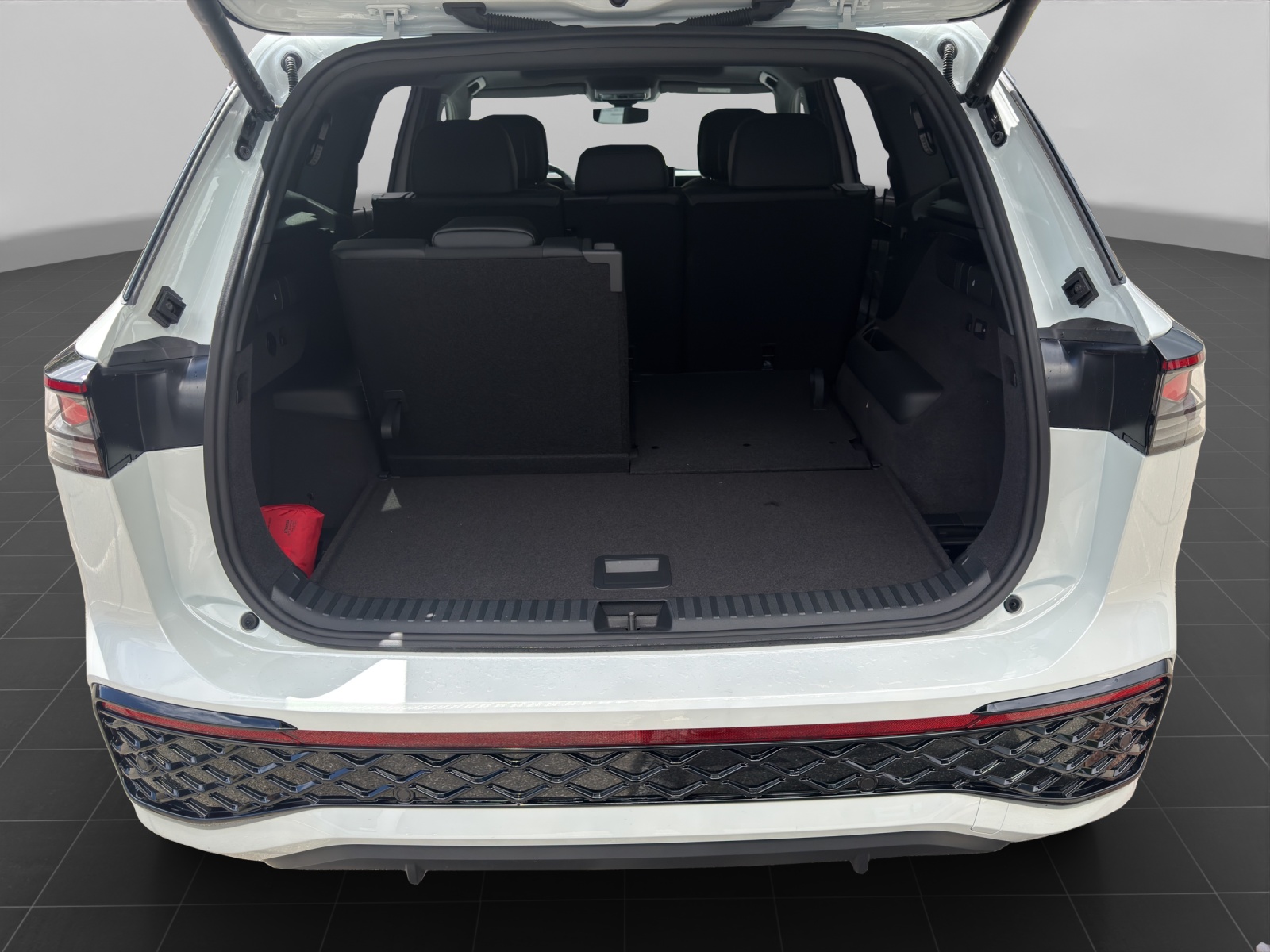 VW Tayron 2.0 TSI R-Line DSG 4Motion-image-13