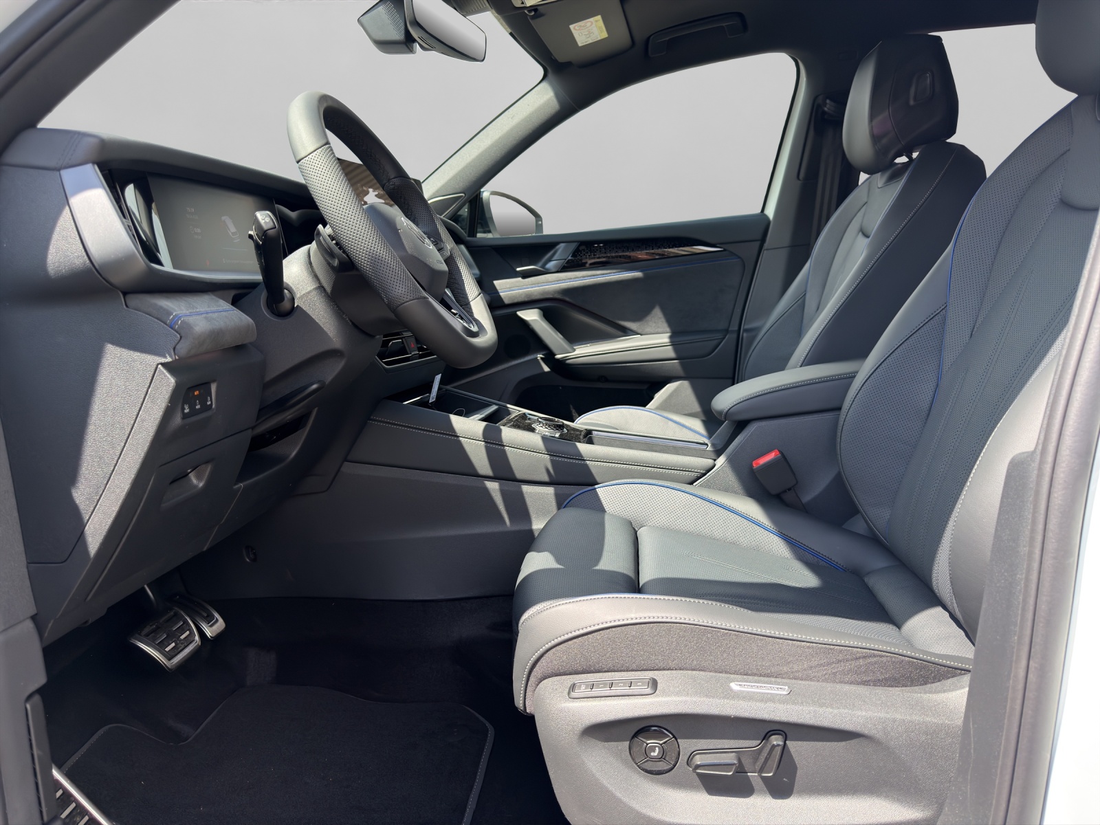 VW Tayron 2.0 TSI R-Line DSG 4Motion-image-8