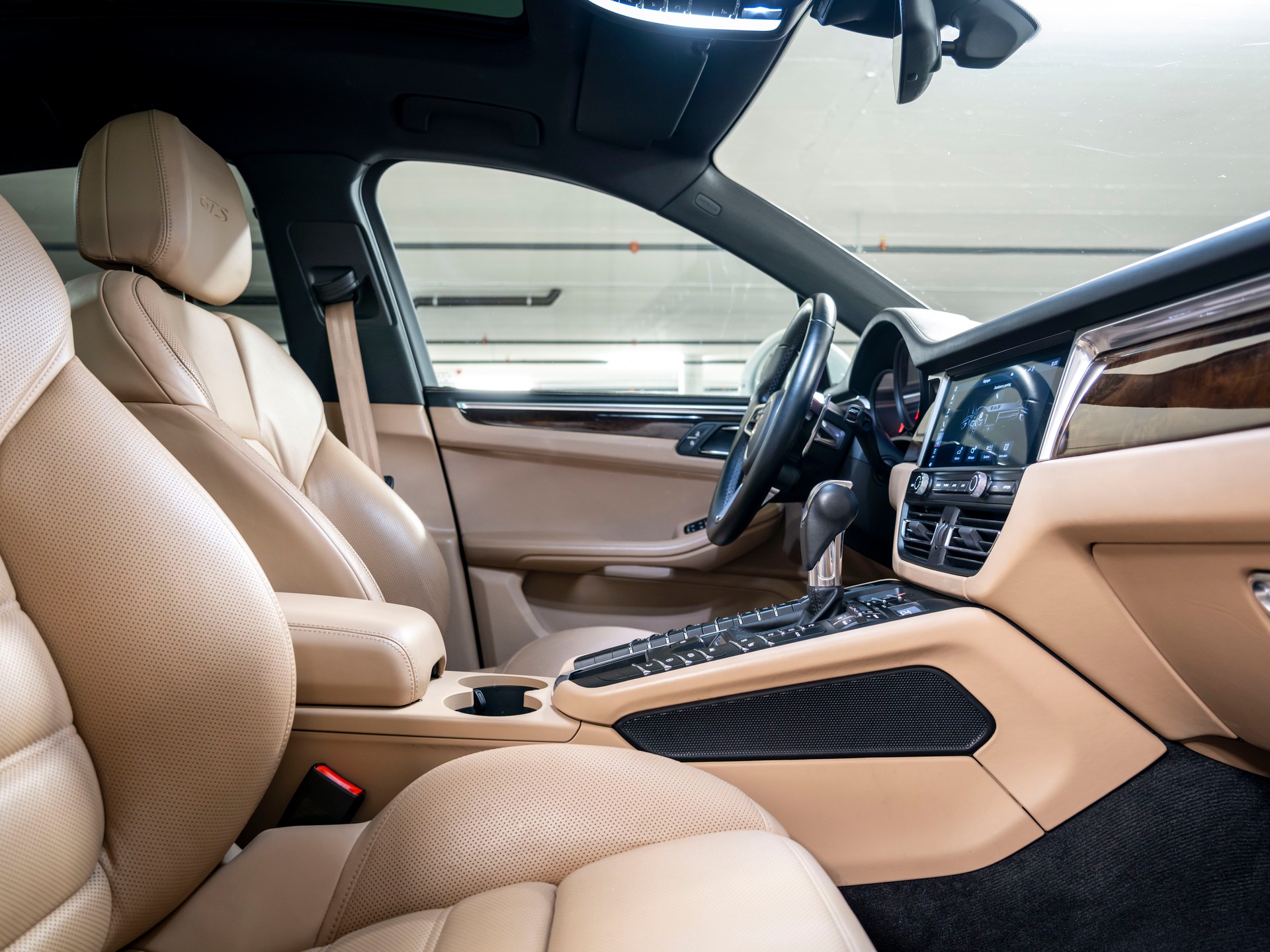PORSCHE Macan GTS PDK-image-24