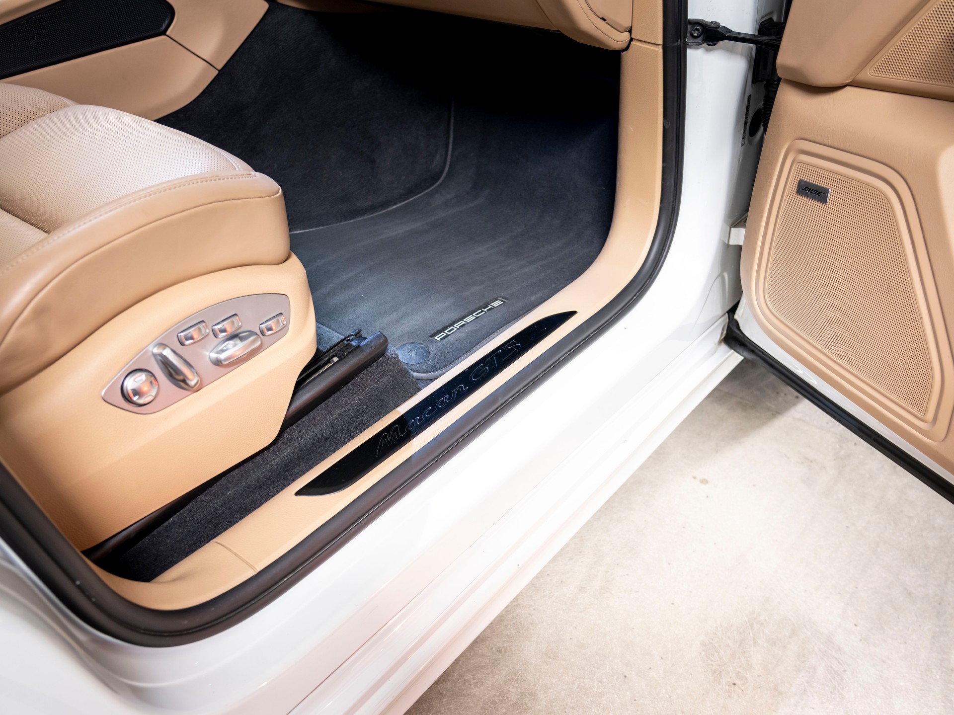 PORSCHE Macan GTS PDK-image-26