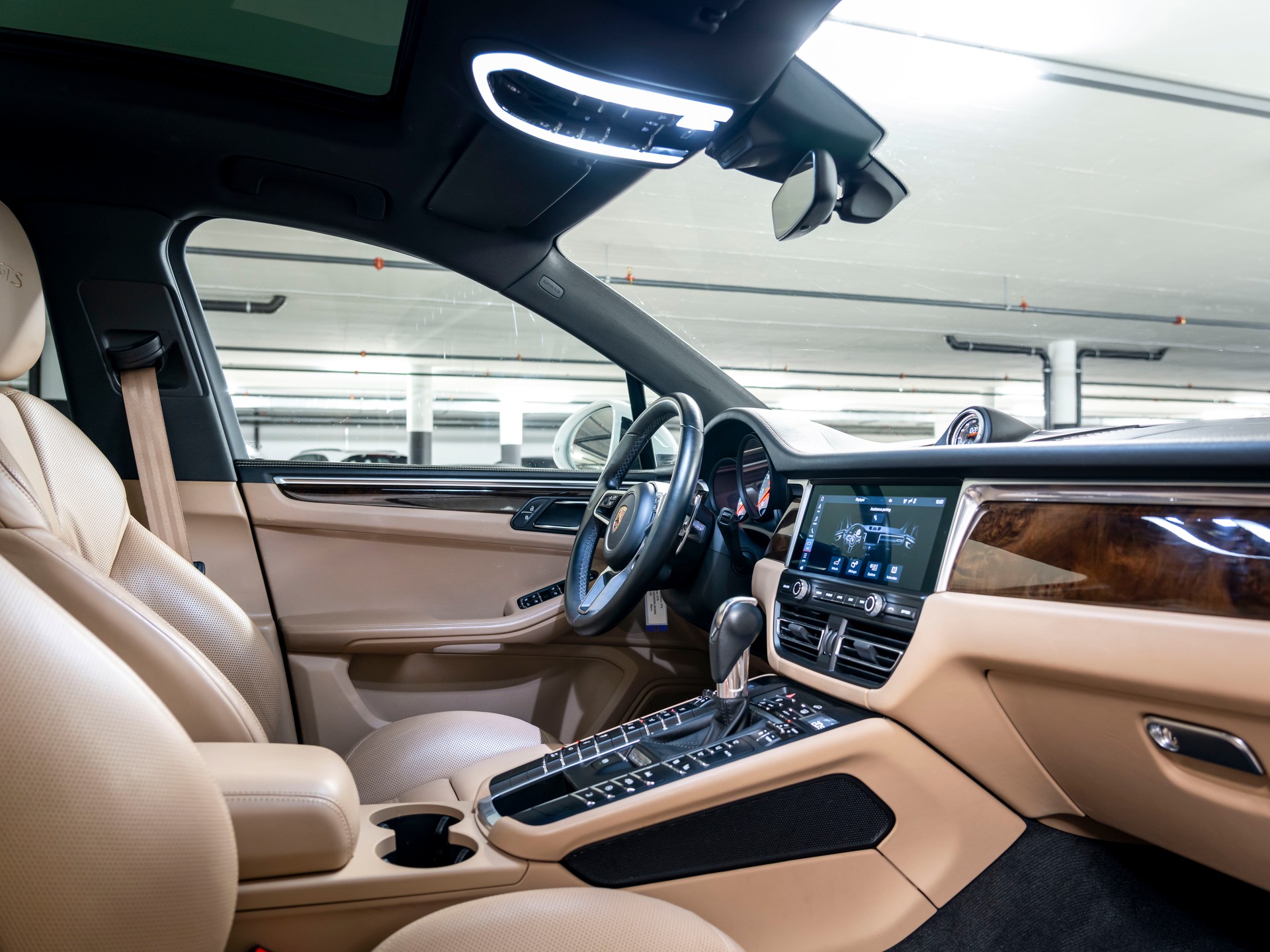 PORSCHE Macan GTS PDK-image-23