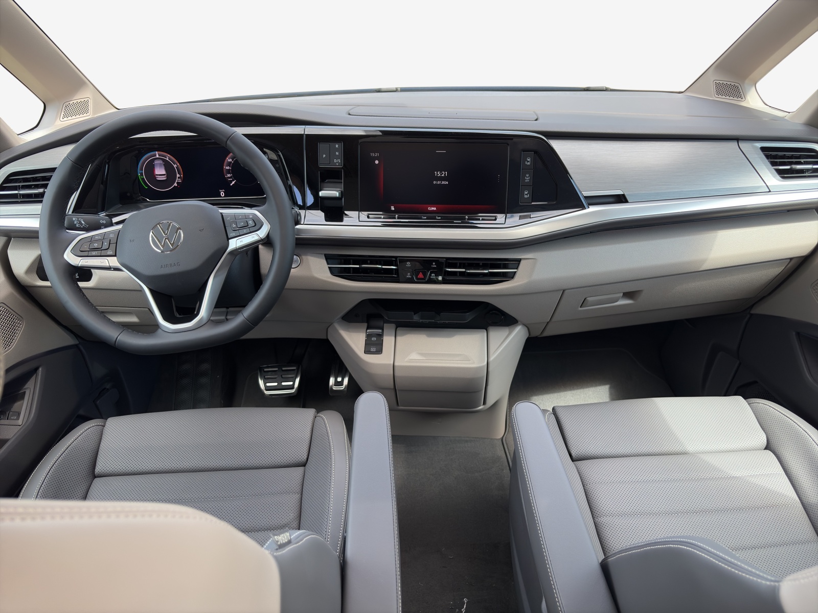 VW Multivan Style Liberty lang 177 eHyb-image-8