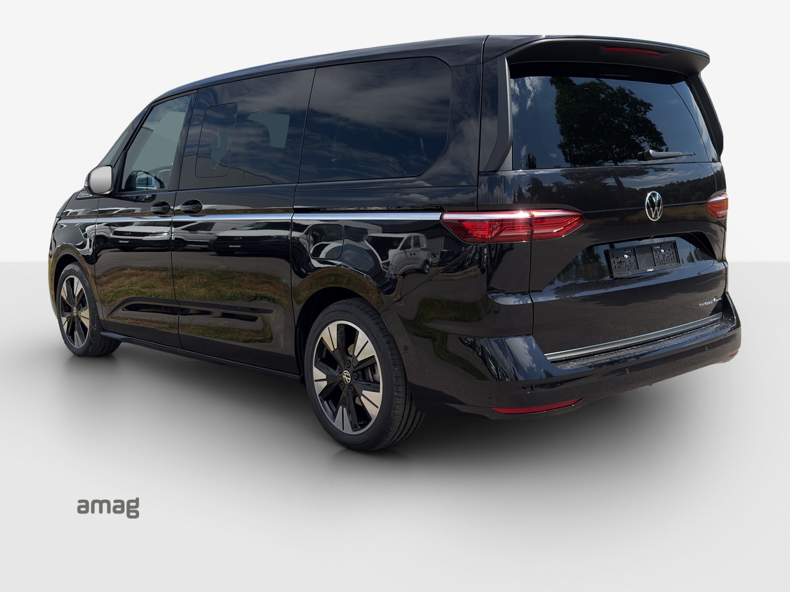VW Multivan Style Liberty lang 177 eHyb-showroom-element-2