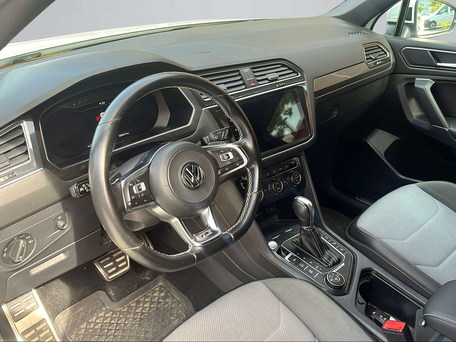 VW Tiguan Allspace 2.0TSI Highline 4Motion DSG-image-5
