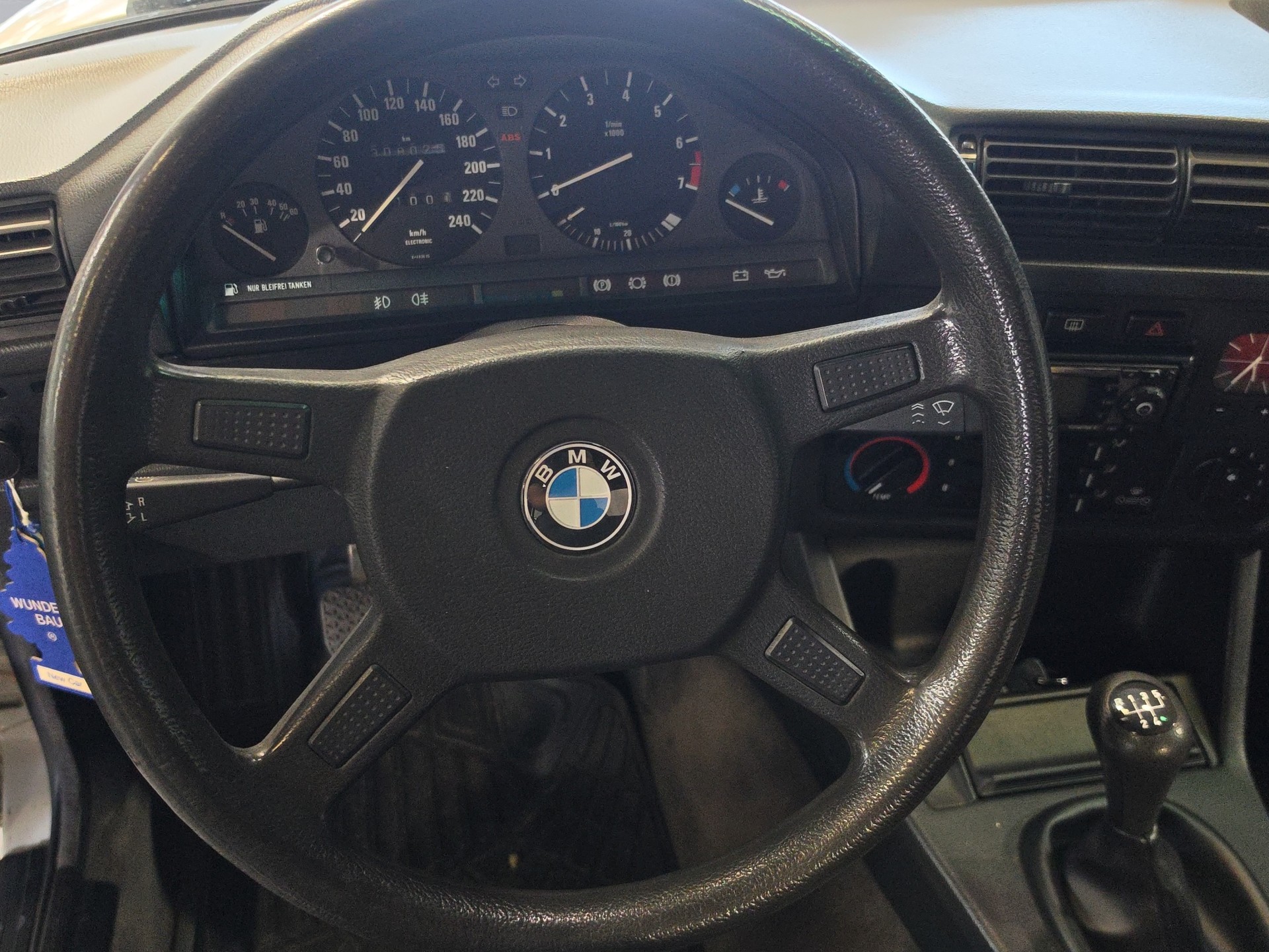 BMW iX Bauer TC Targa-image-9