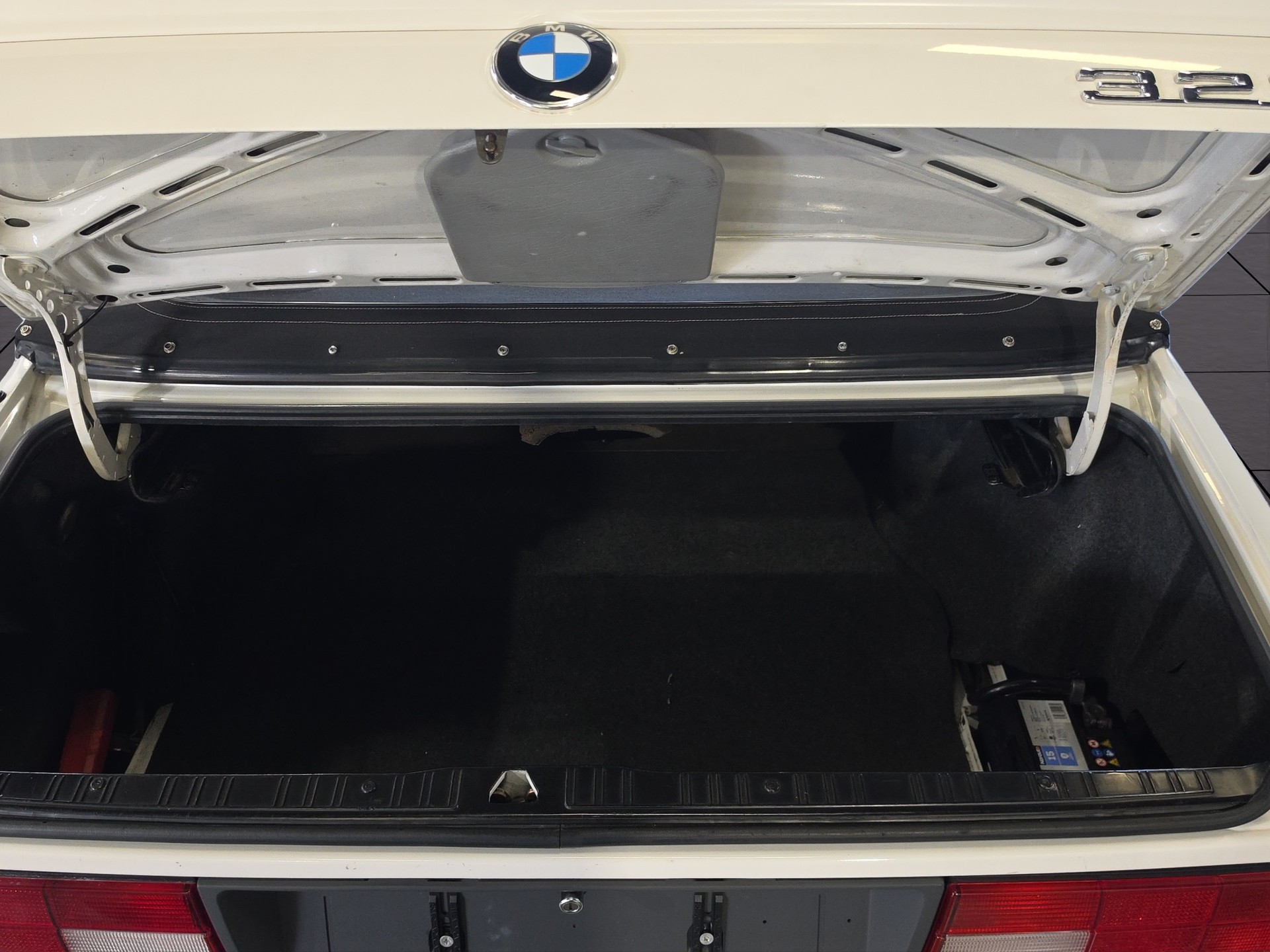 BMW iX Bauer TC Targa-image-17