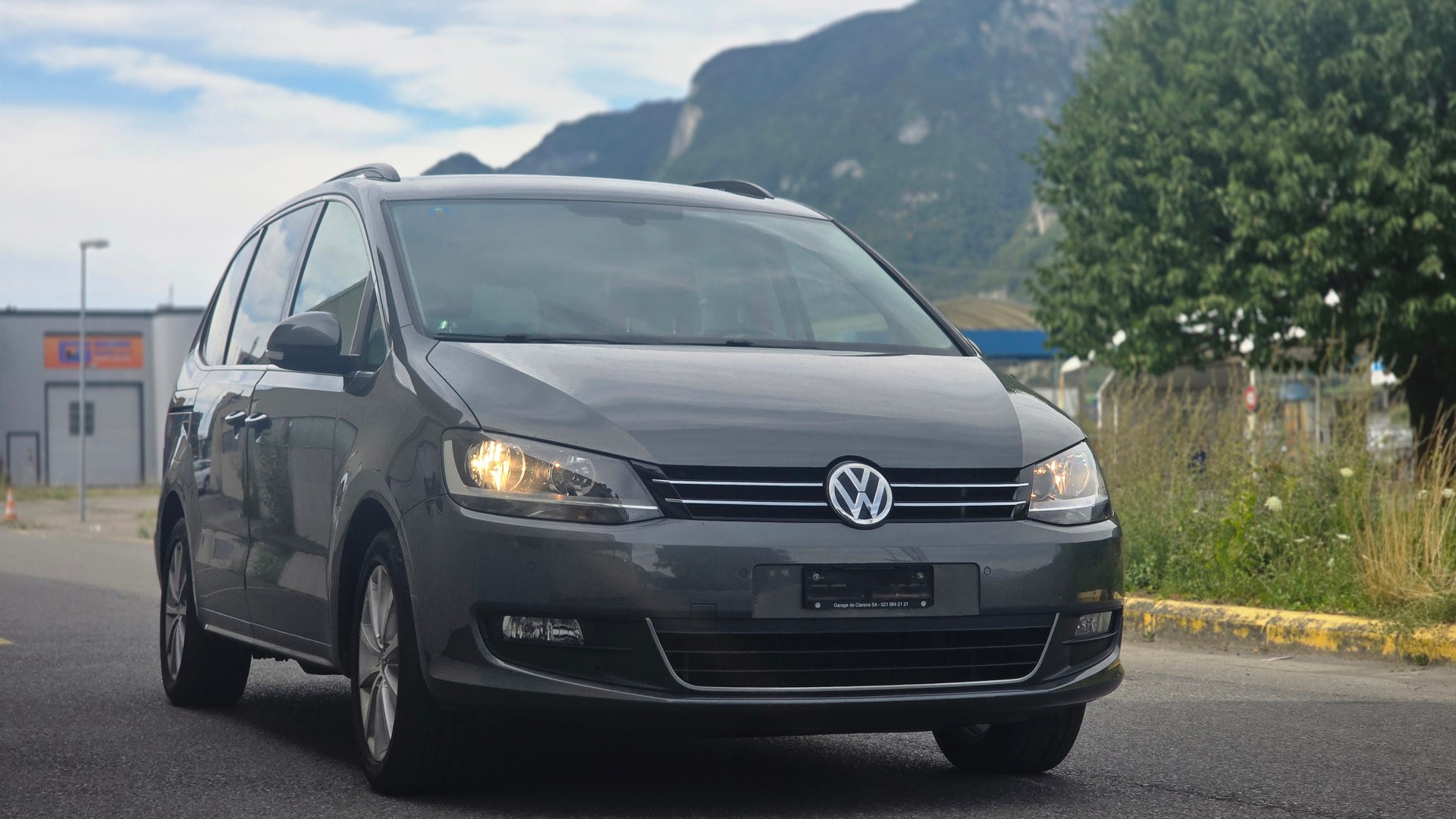 VW Sharan 2.0 TDI BMT Highline 4Motion DSG-image-1