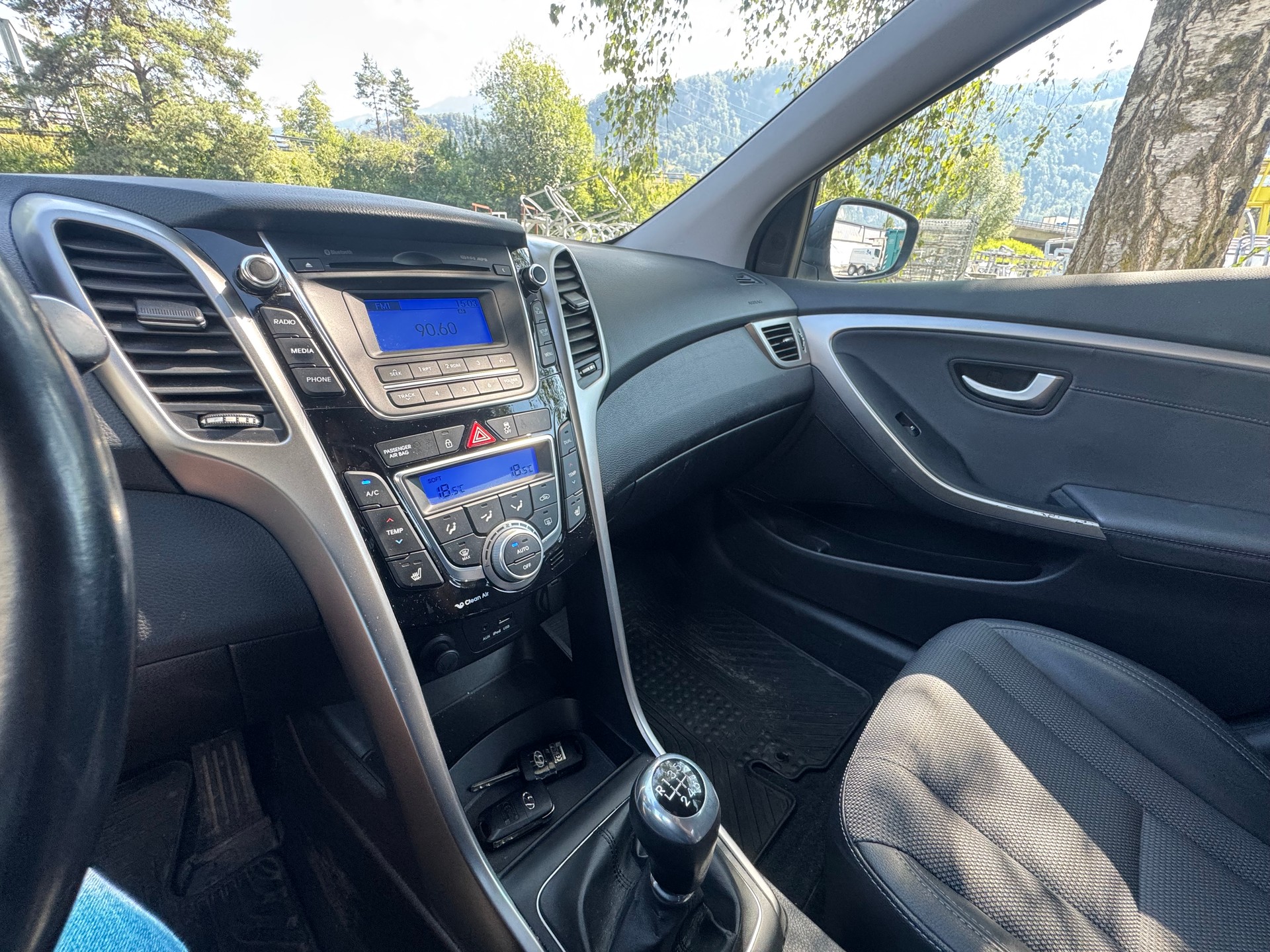 HYUNDAI i30 1.6 GDI GO!-image-15