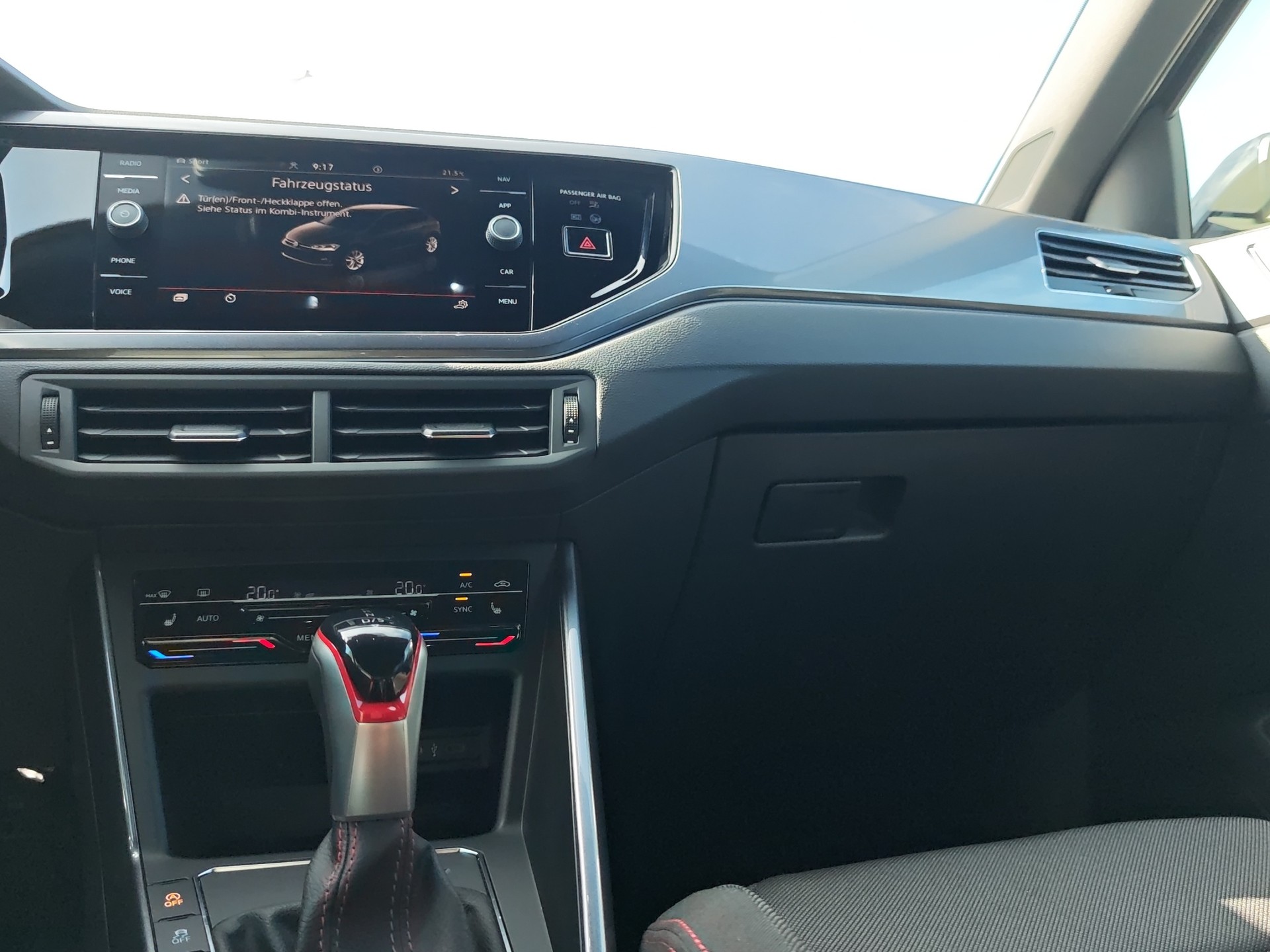 VW Polo 2.0 TSI GTI DSG-image-10
