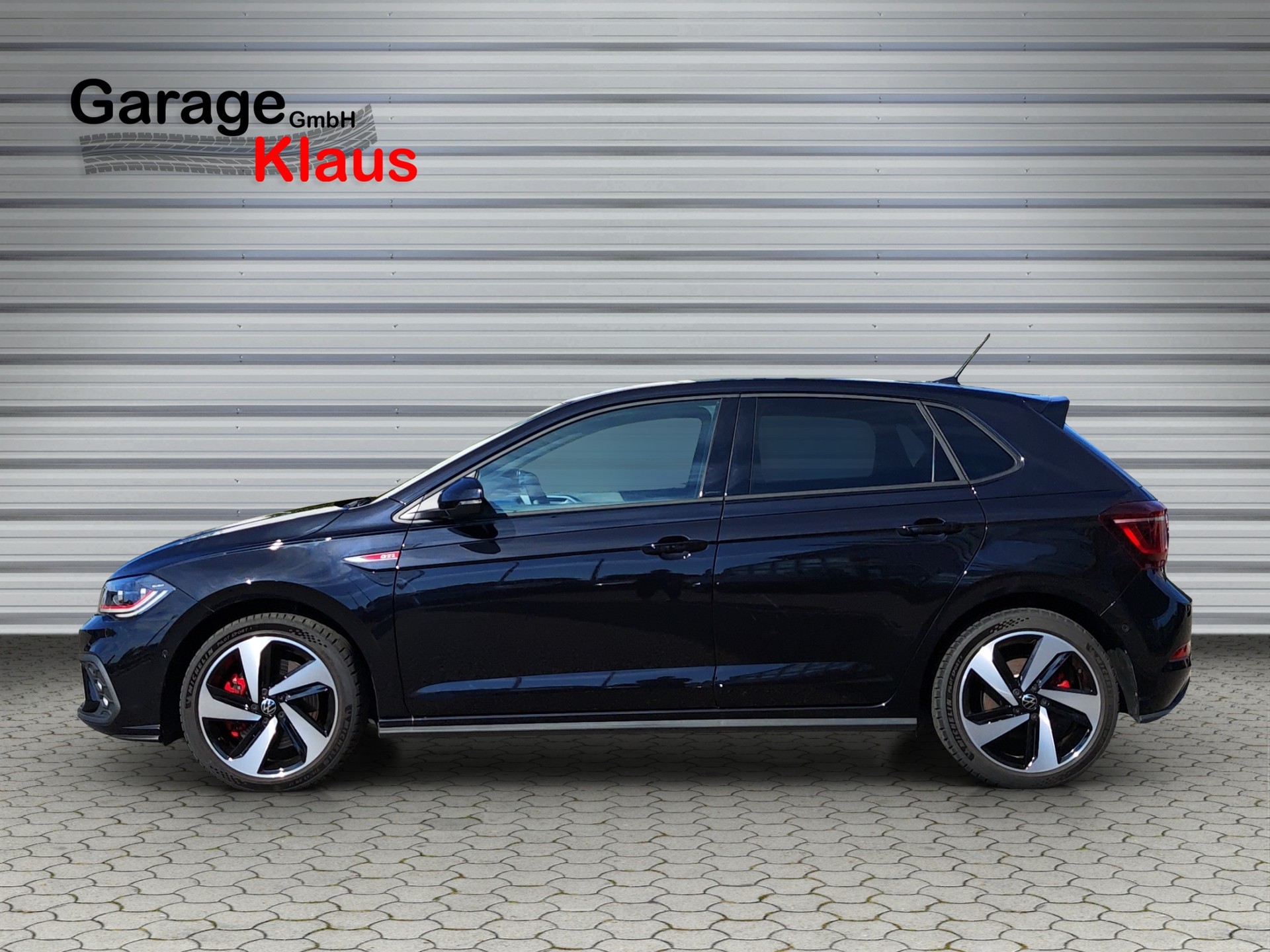 VW Polo 2.0 TSI GTI DSG-image-2