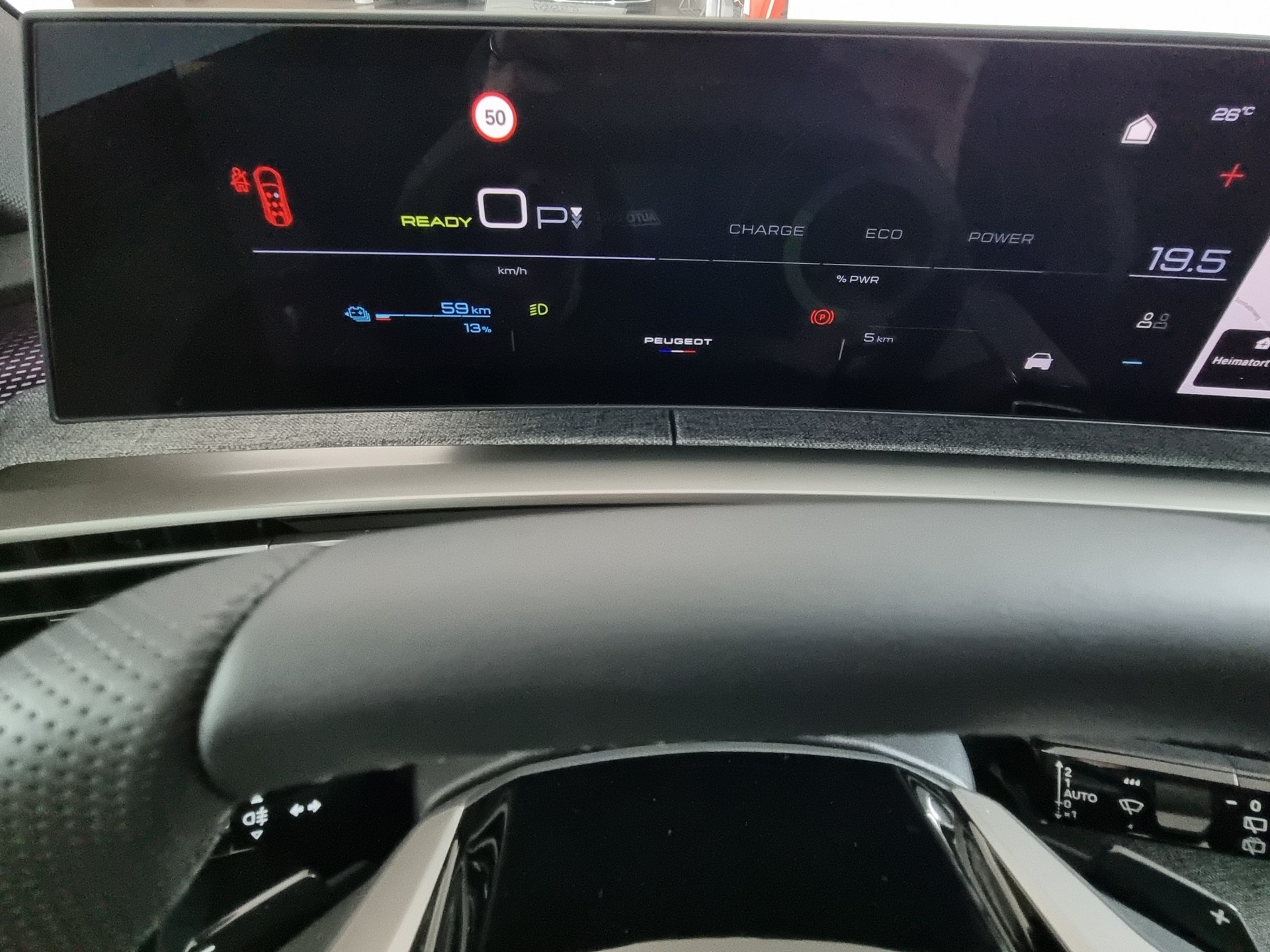 PEUGEOT 5008 GT Exclusive AWD 73kWh 7-Plätzer-image-10