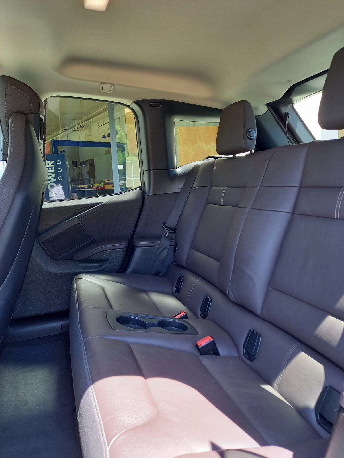 BMW i3s (120Ah)-image-12