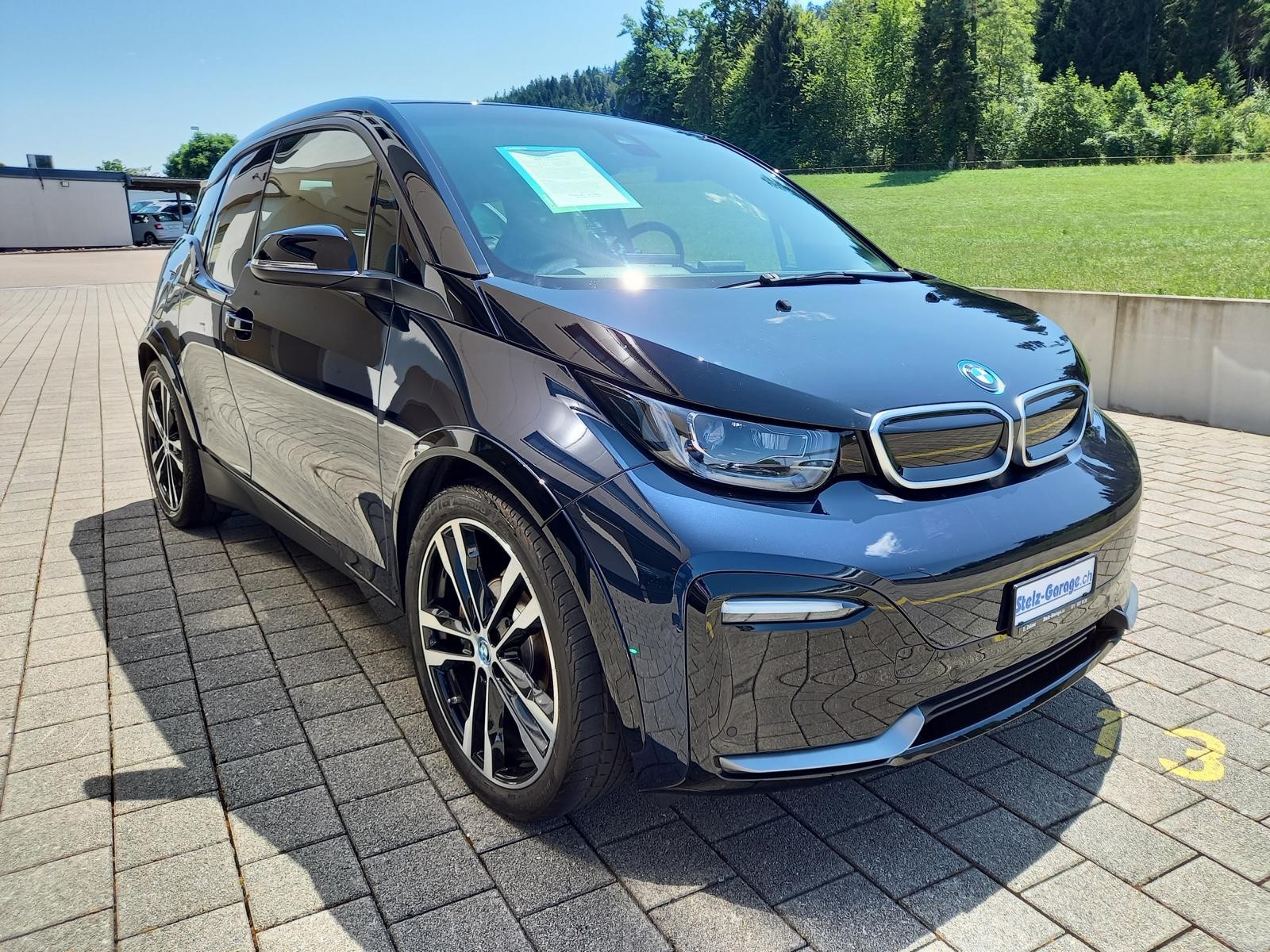 BMW i3s (120Ah)-showroom-element-3