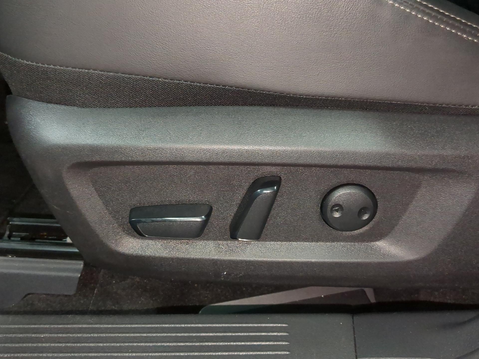 NISSAN X-Trail 1.5 VC-T e-Power 4WD Tekna+-image-17
