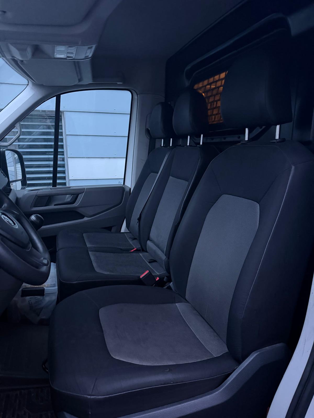 VW Crafter 35 BMT-image-9
