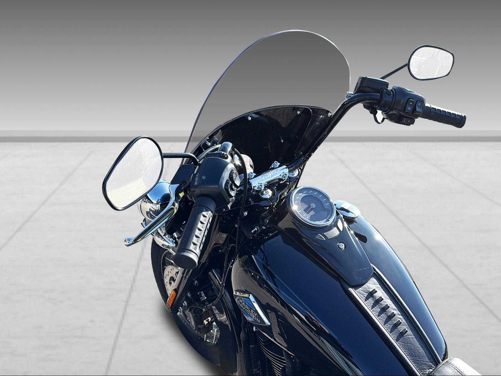 HARLEY-DAVIDSON FLHC Heritage Classic 117ci-showroom-element-3