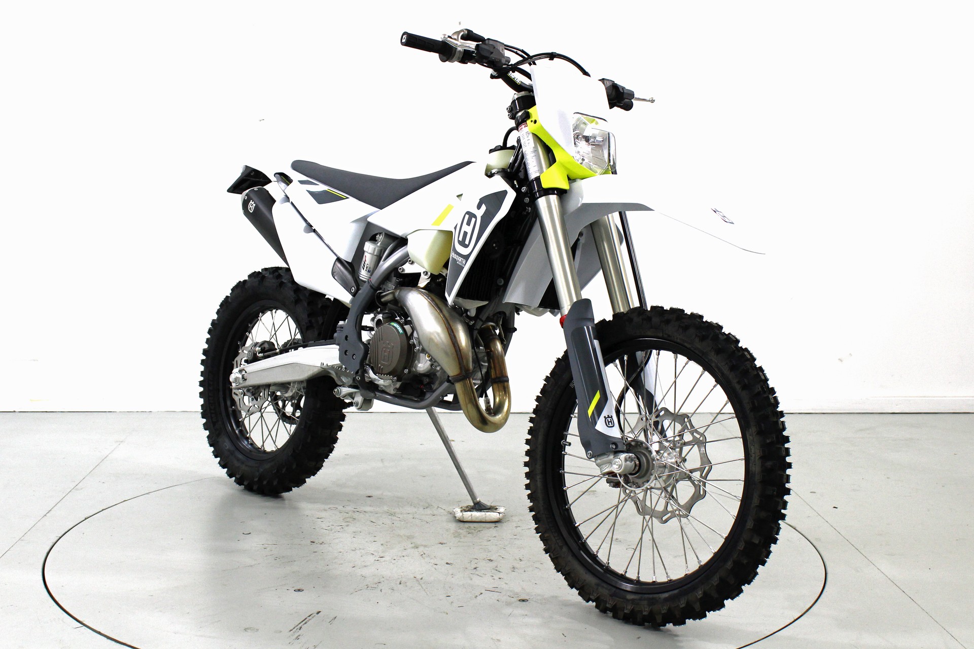 HUSQVARNA 300 i TE 2T-showroom-element-1