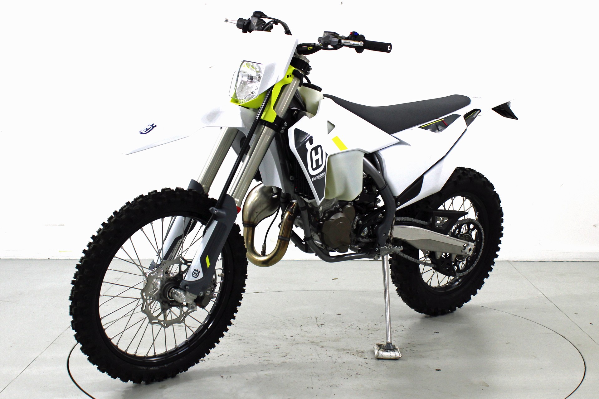 HUSQVARNA 300 i TE 2T-showroom-element-2