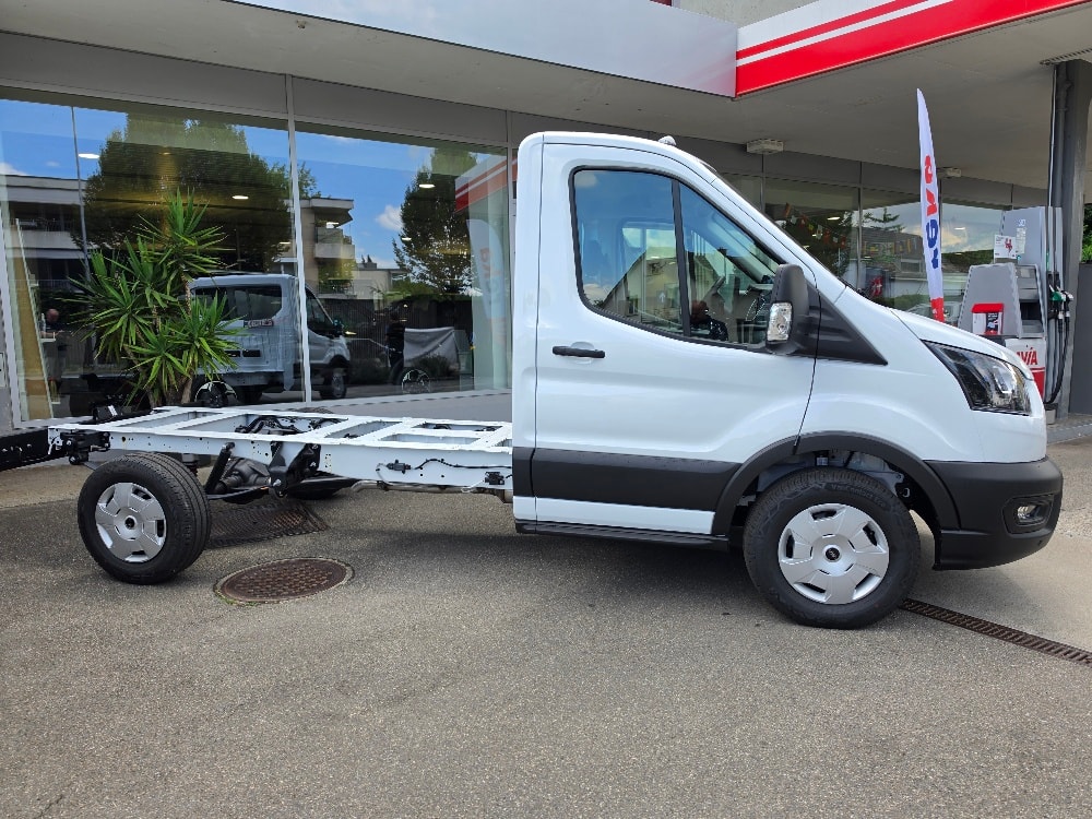FORD Transit 350 L2 Trend 2.0 TDCi 165 RWD LeadIn-image-4