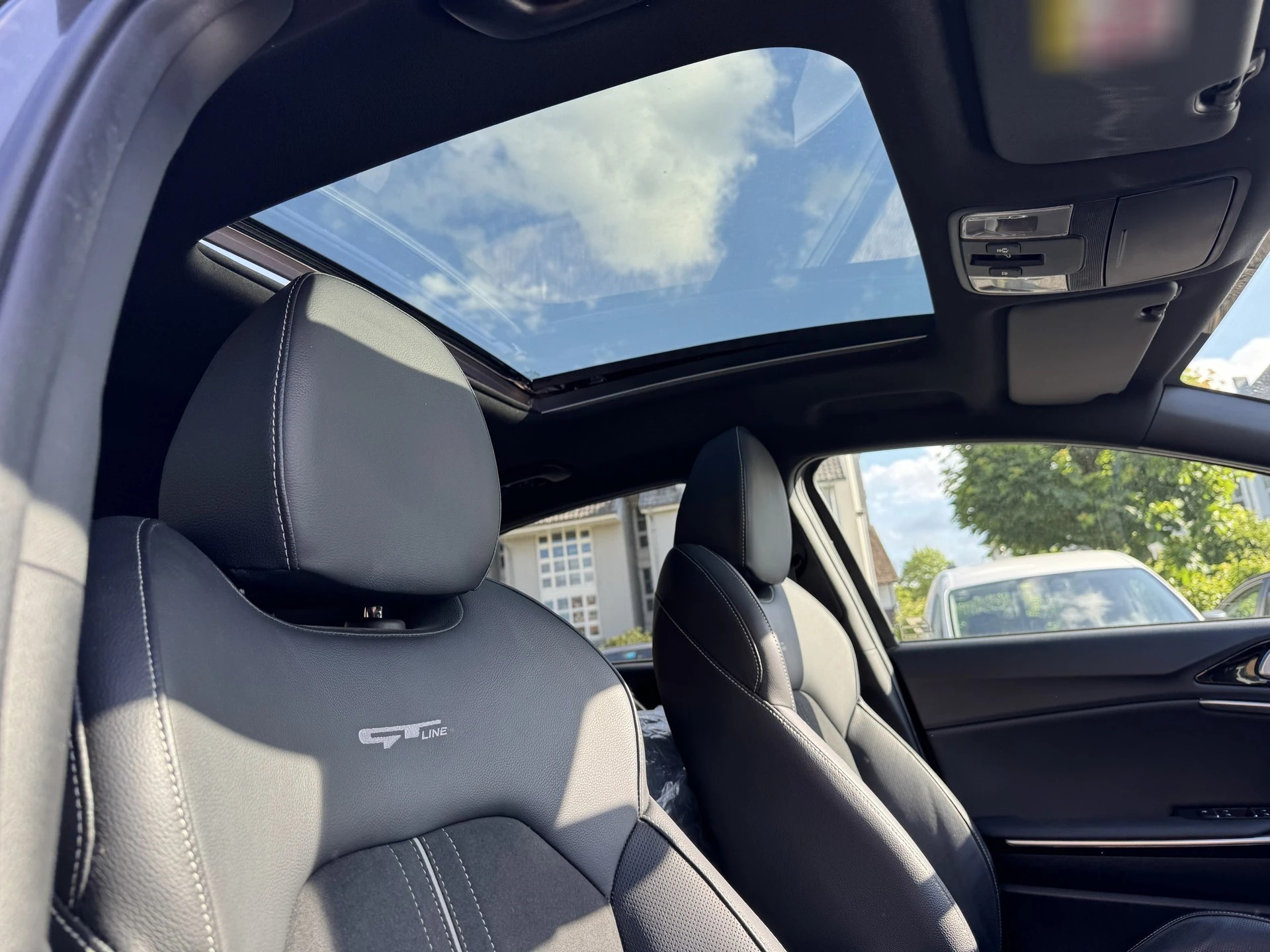 KIA 1.6 T-GDi GT-Line-image-1