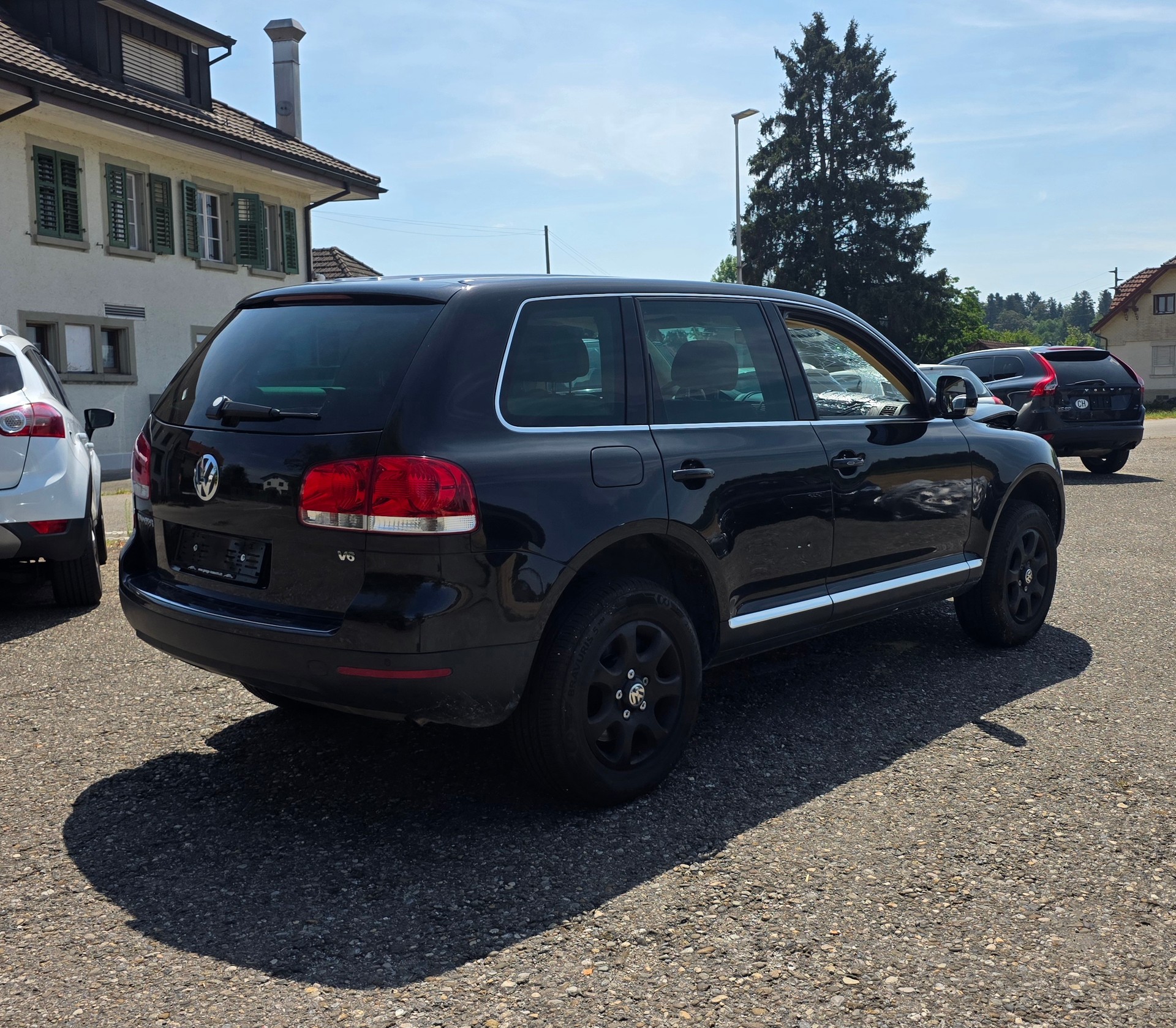 VW Touareg 3.6 V6 FSI Automatic-image-3